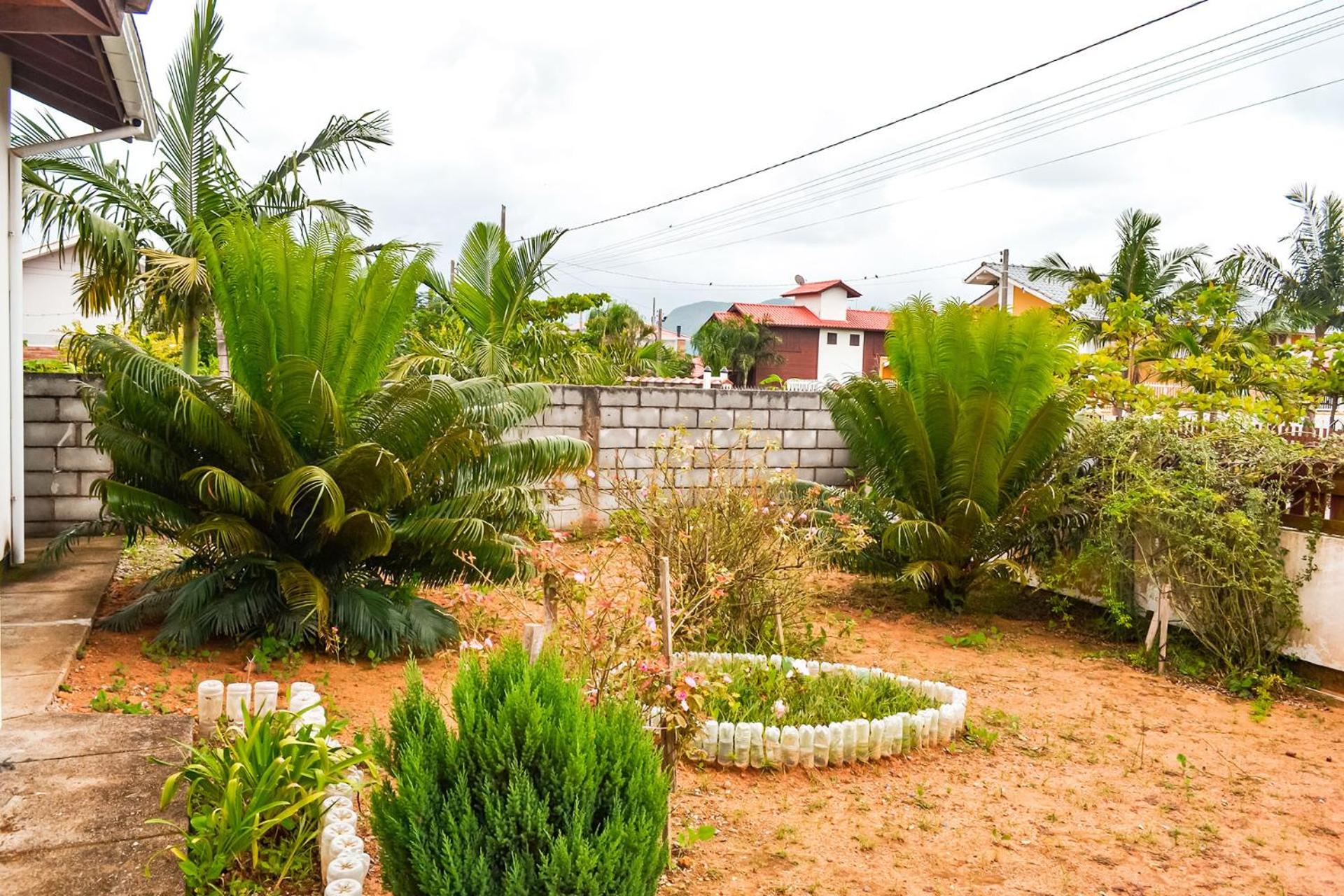 Casa c churrasq 350m da Praia do Sonho Palhoça SC