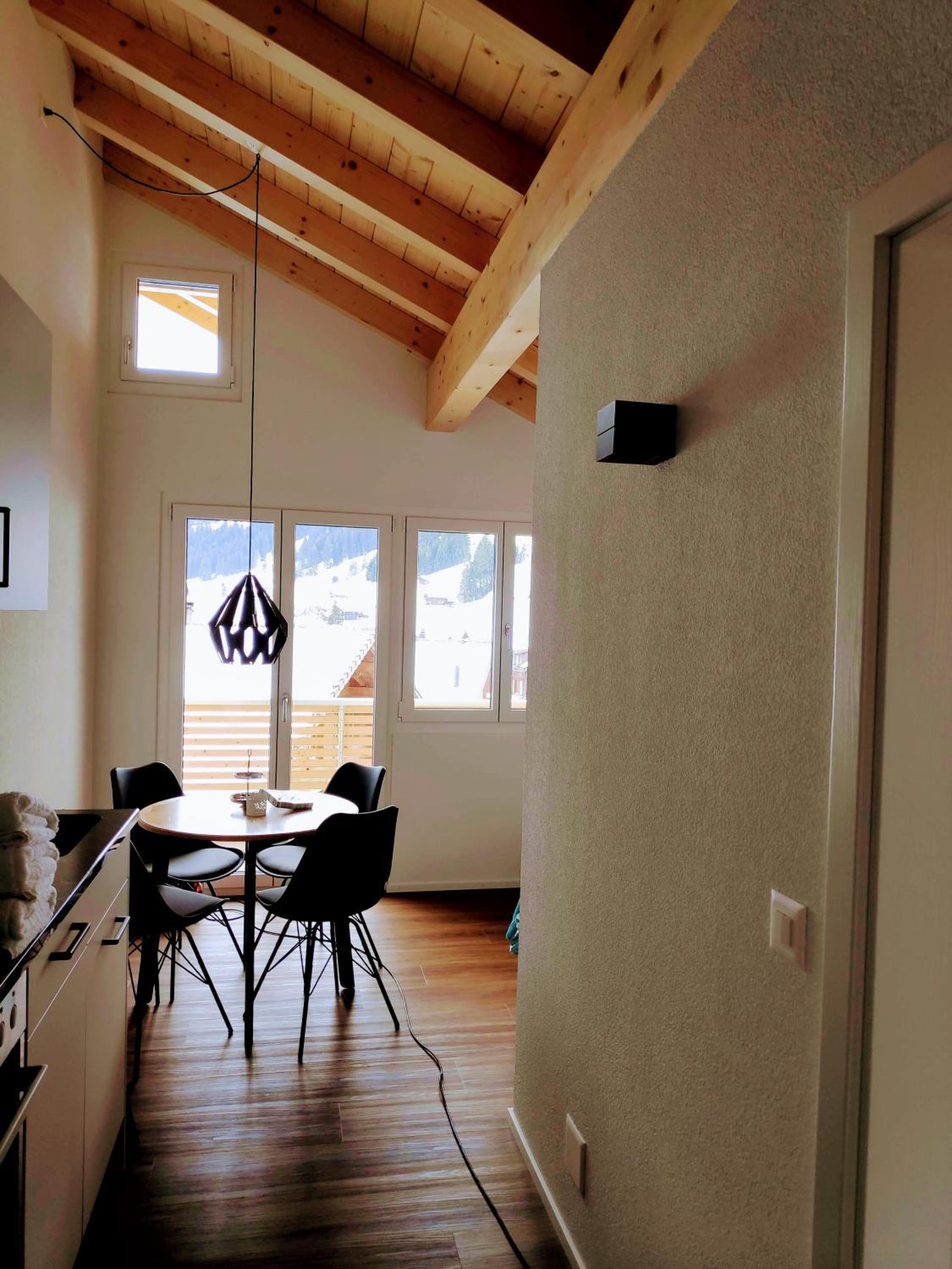 Chuenislodge3 neu&stilvoll, 2Balkone, echtes Bijou mit top-Aussicht