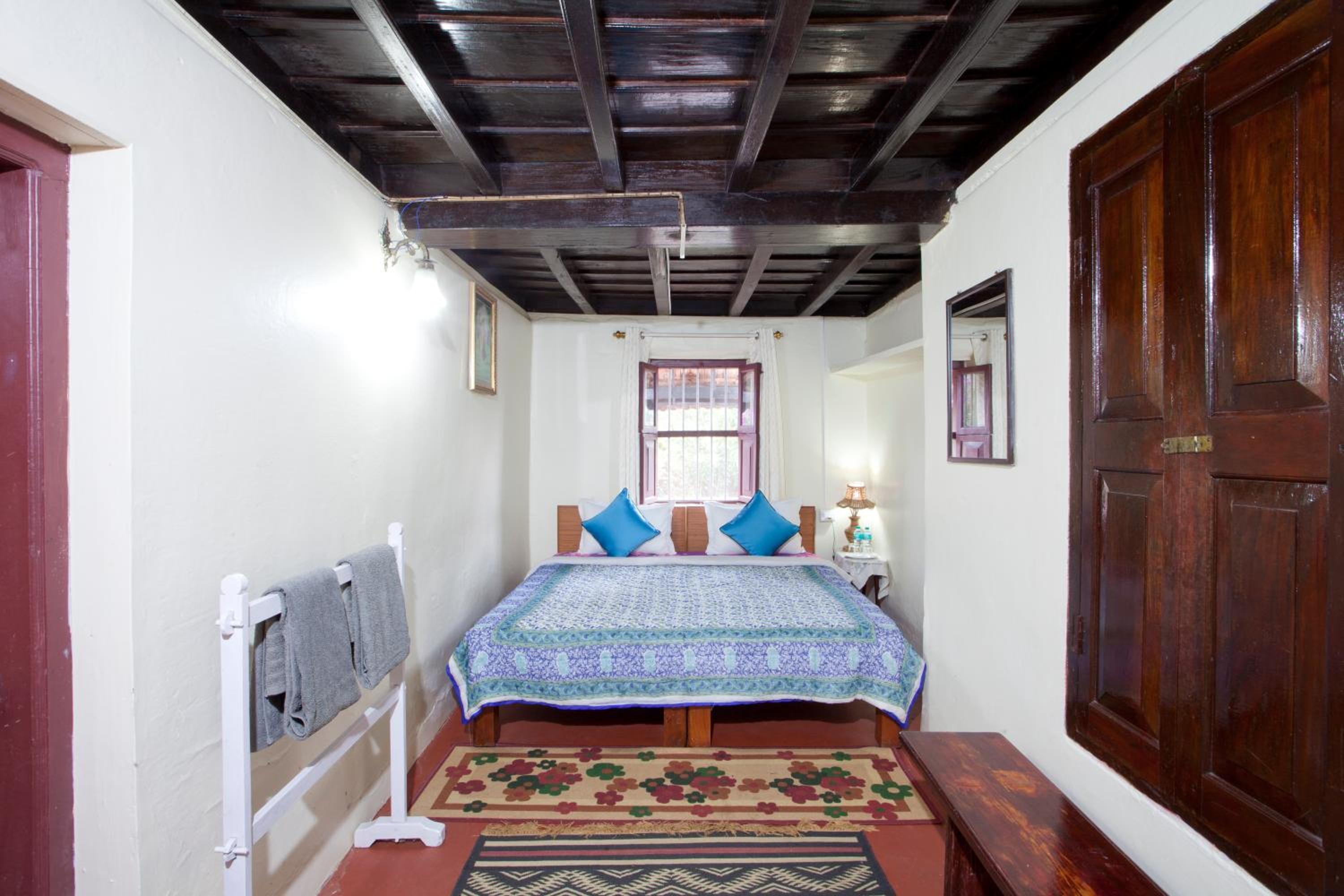 Sardar Bahadur's Heritage Bungalow Estate Stay view 2