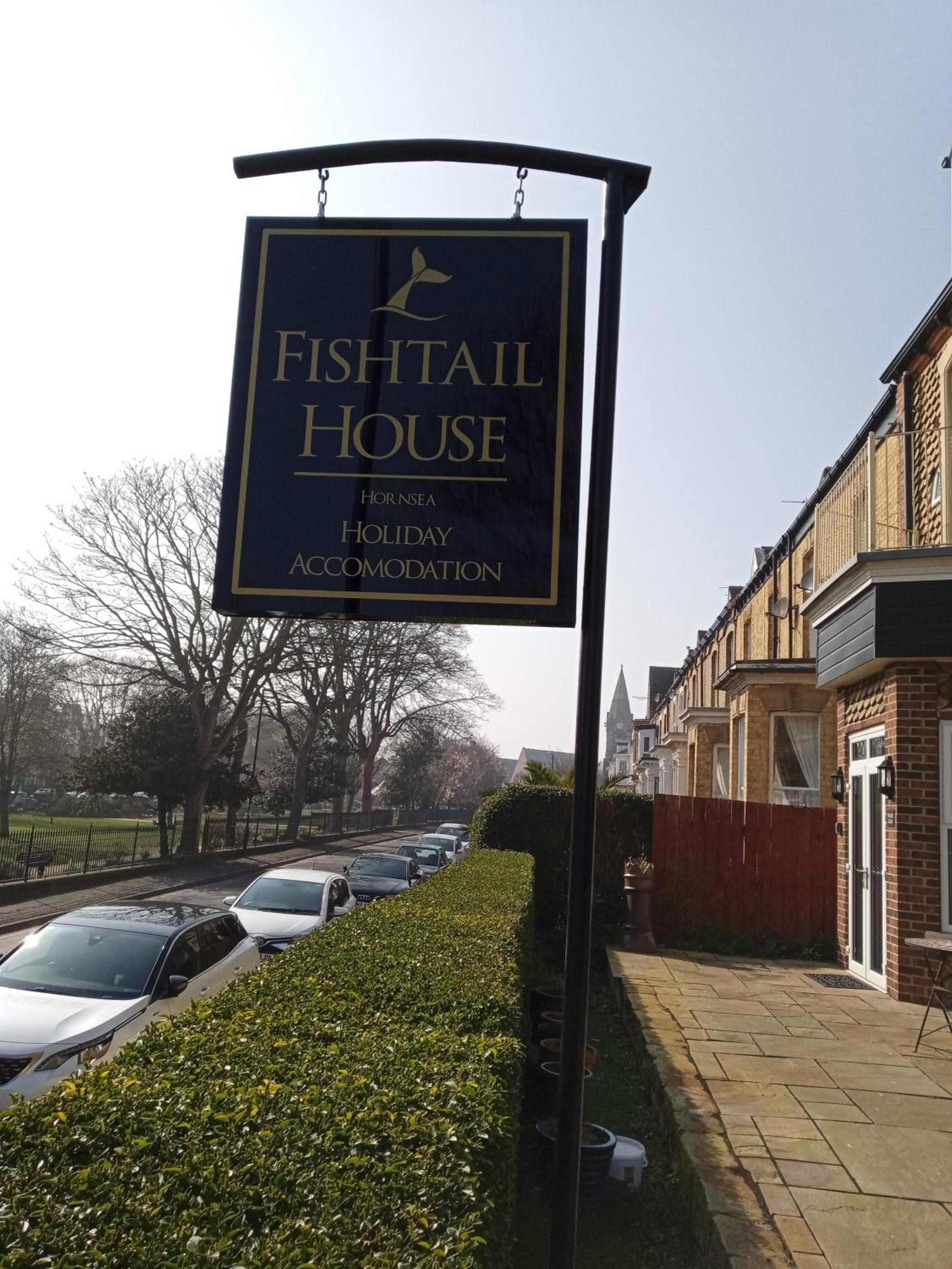 Fishtail House - Stylish Apartments minutes from the sea view 5