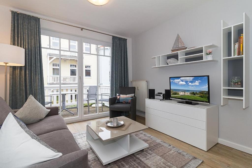 Strandstraße 32 Strandstraße 32-50