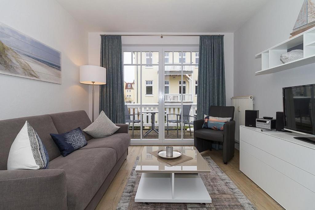 Strandstraße 32 Strandstraße 32-50