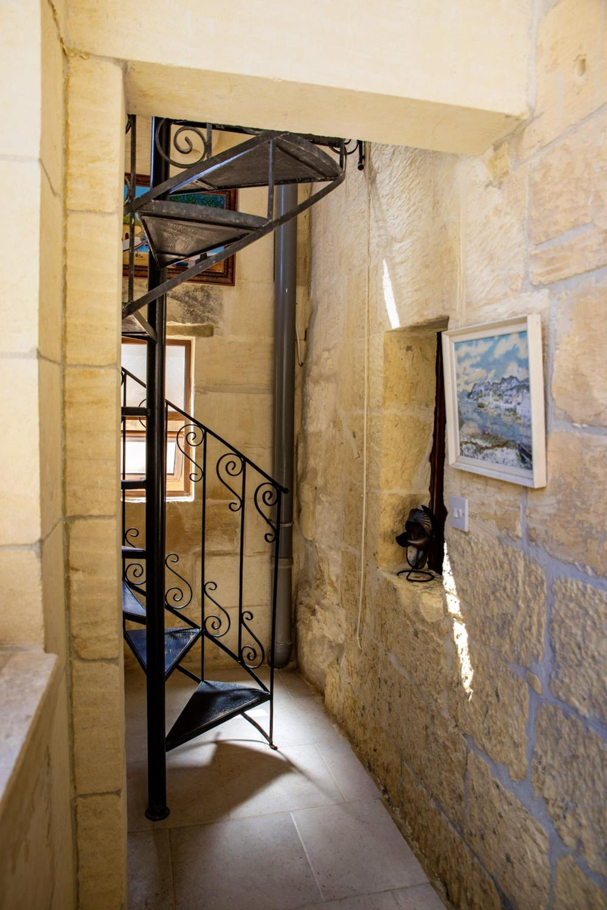 Elegant Villa in Ta' Kercem + Pool view 2