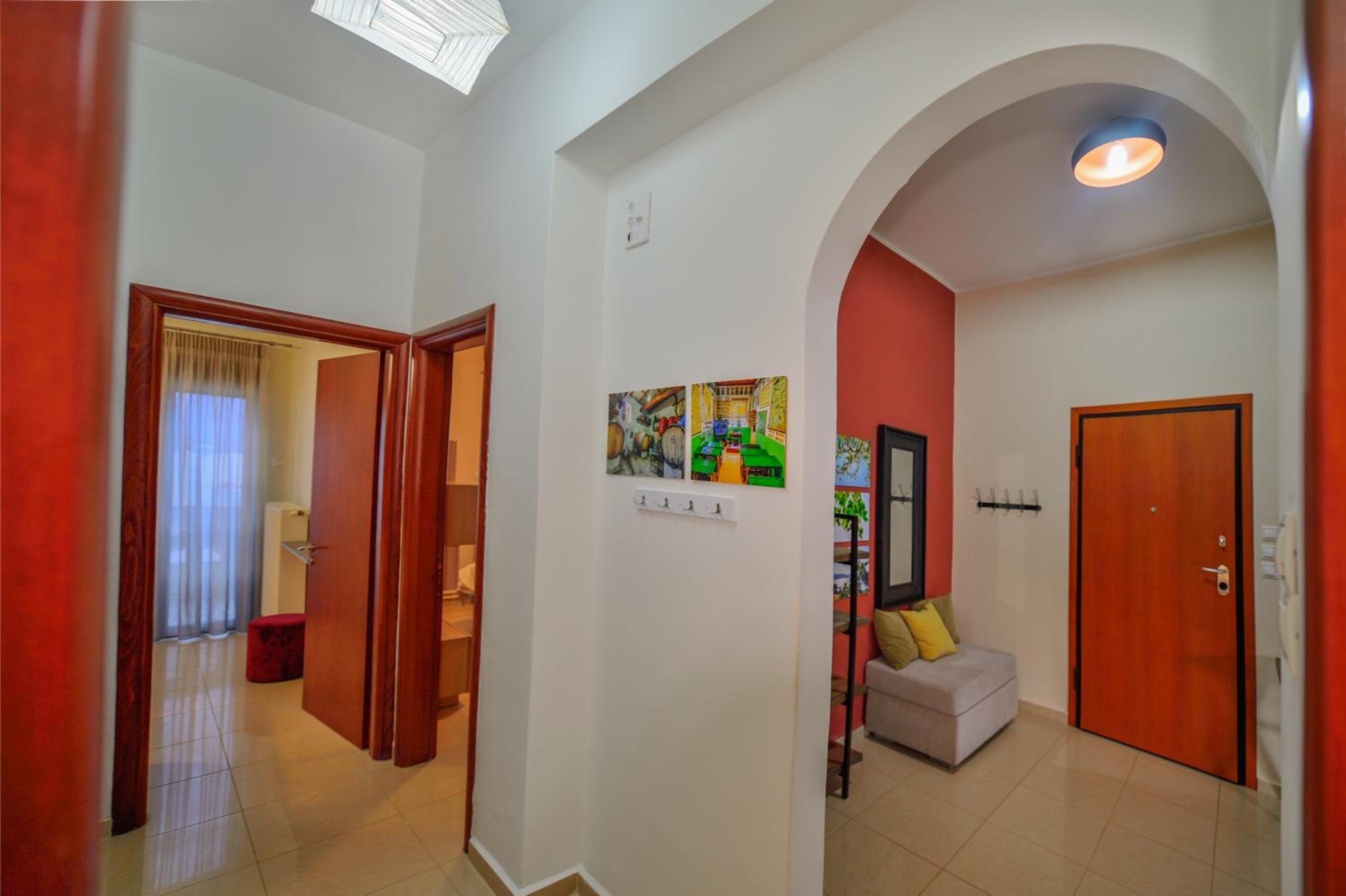 Mpoulakis Apt 98 view 2