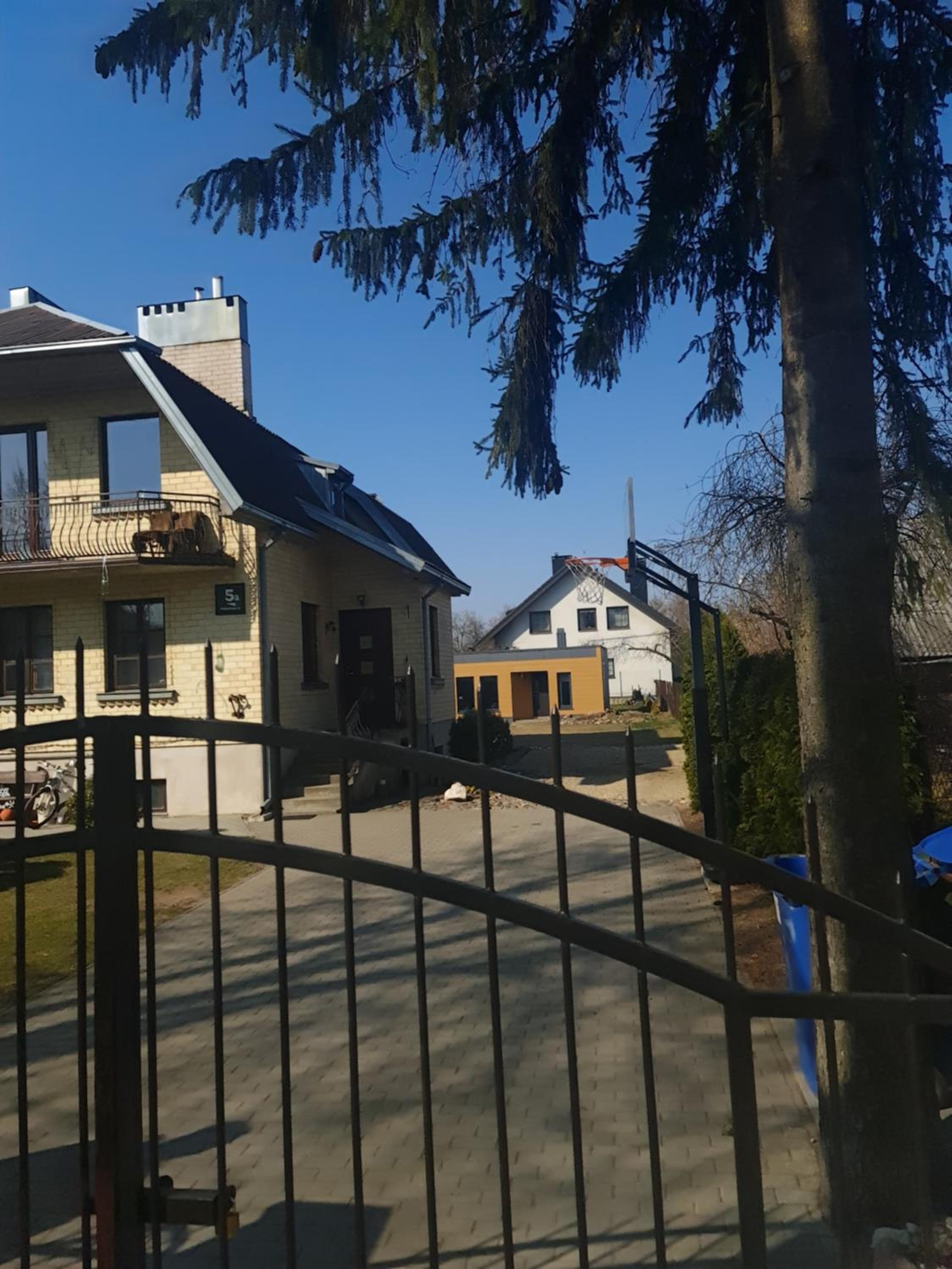 Photo 19