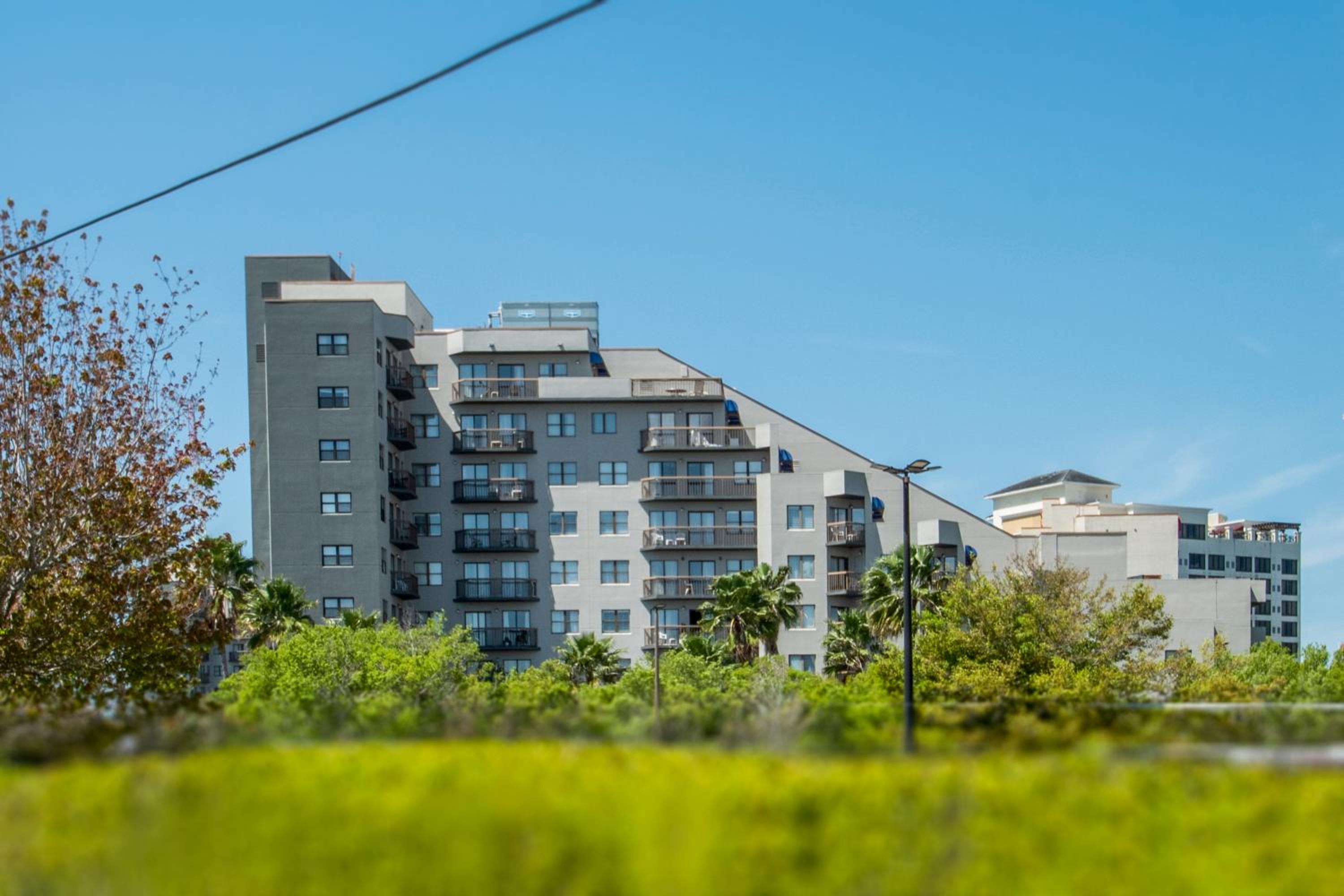 Cozy Condo on International Dr. Near Universal Studios