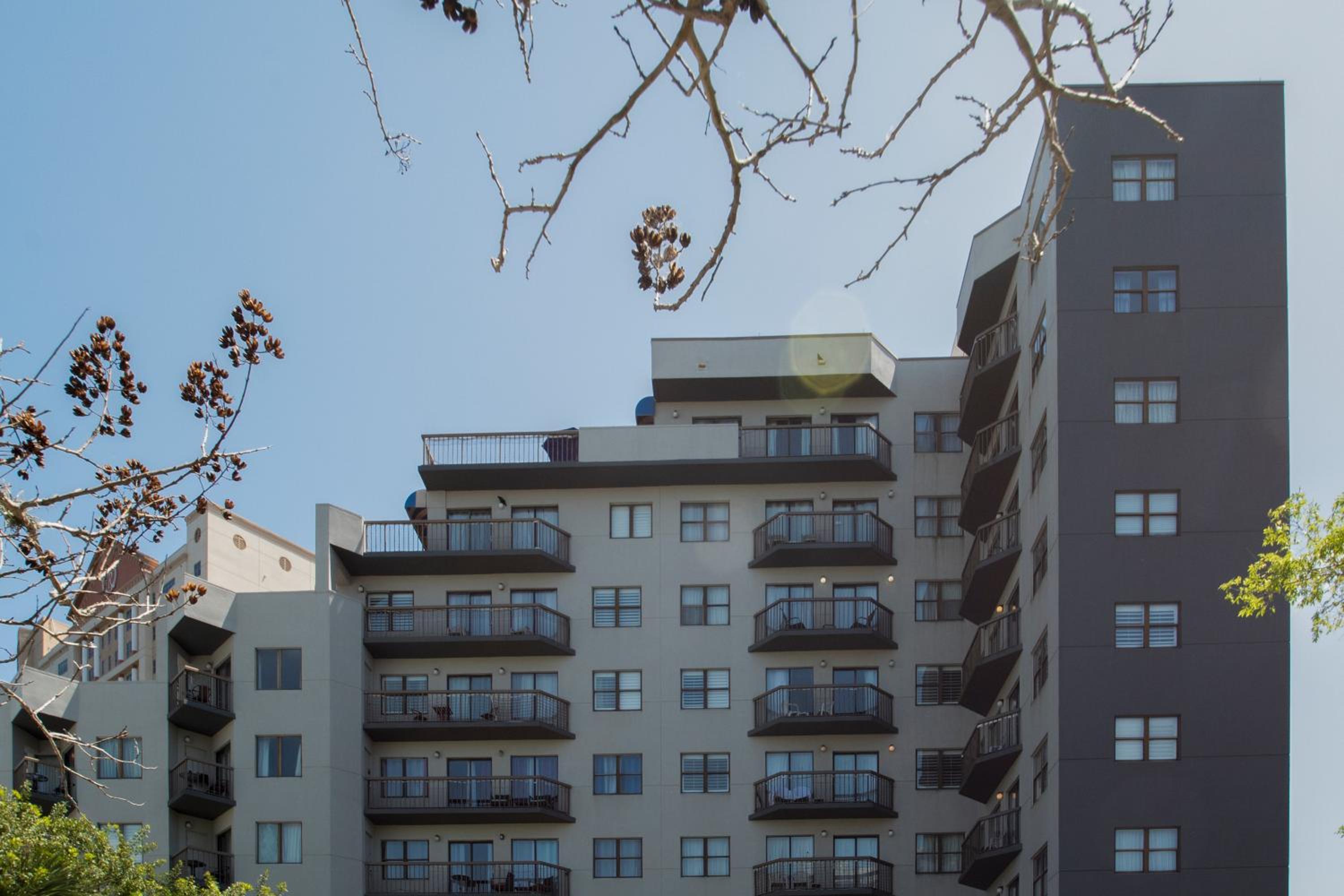 Cozy Condo on International Dr. Near Universal Studios