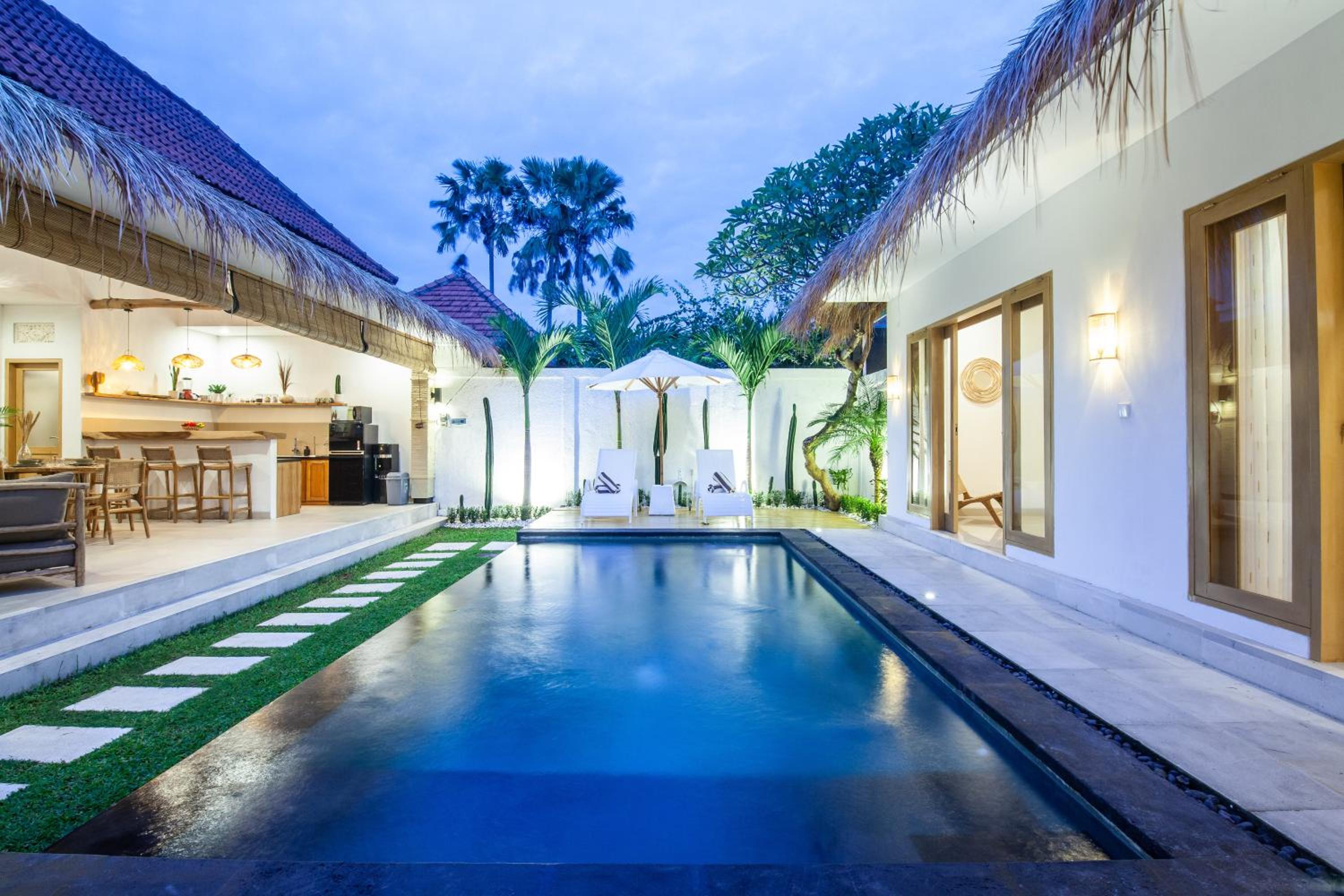 Hotel Simple & Magical Villas VILLA SAMBALI - Image 1