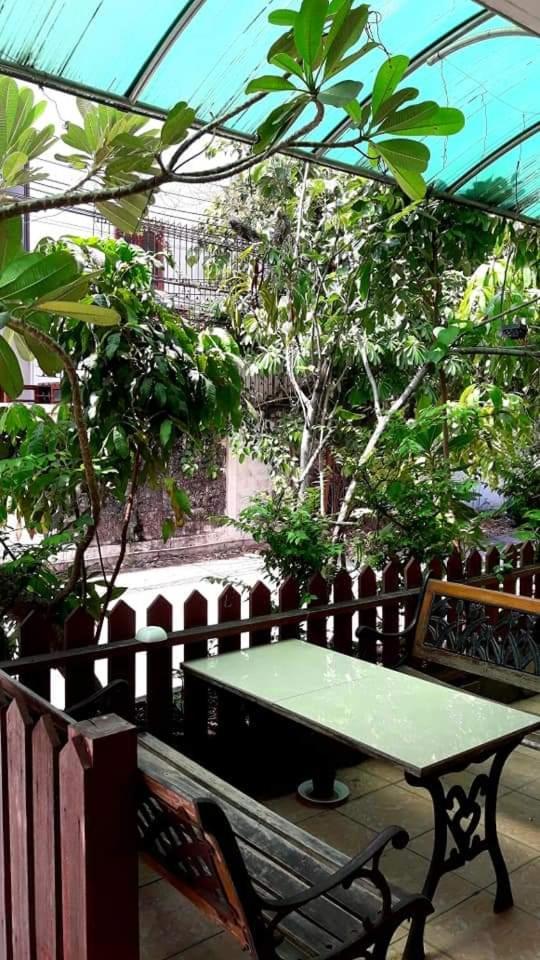 Jirapong apartment