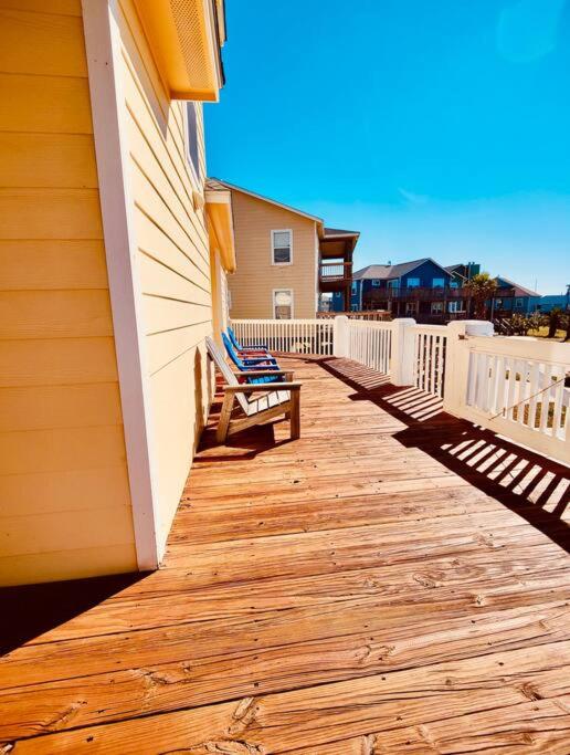 Sunny Delight - Sleeps 10 - Generous Space! view 3