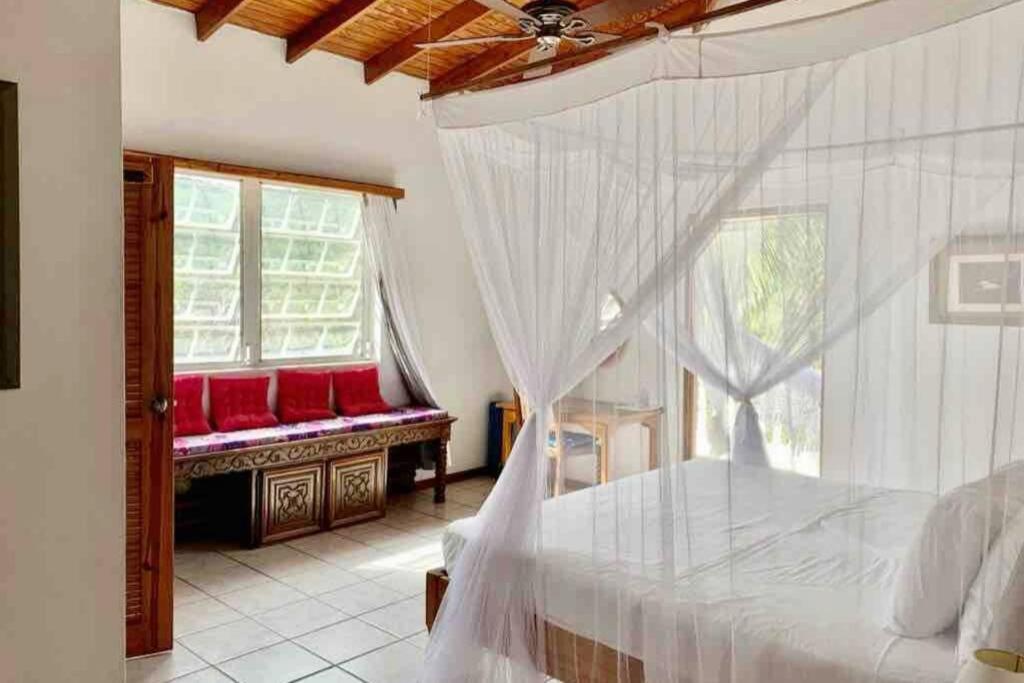 VILLA COLIBRI