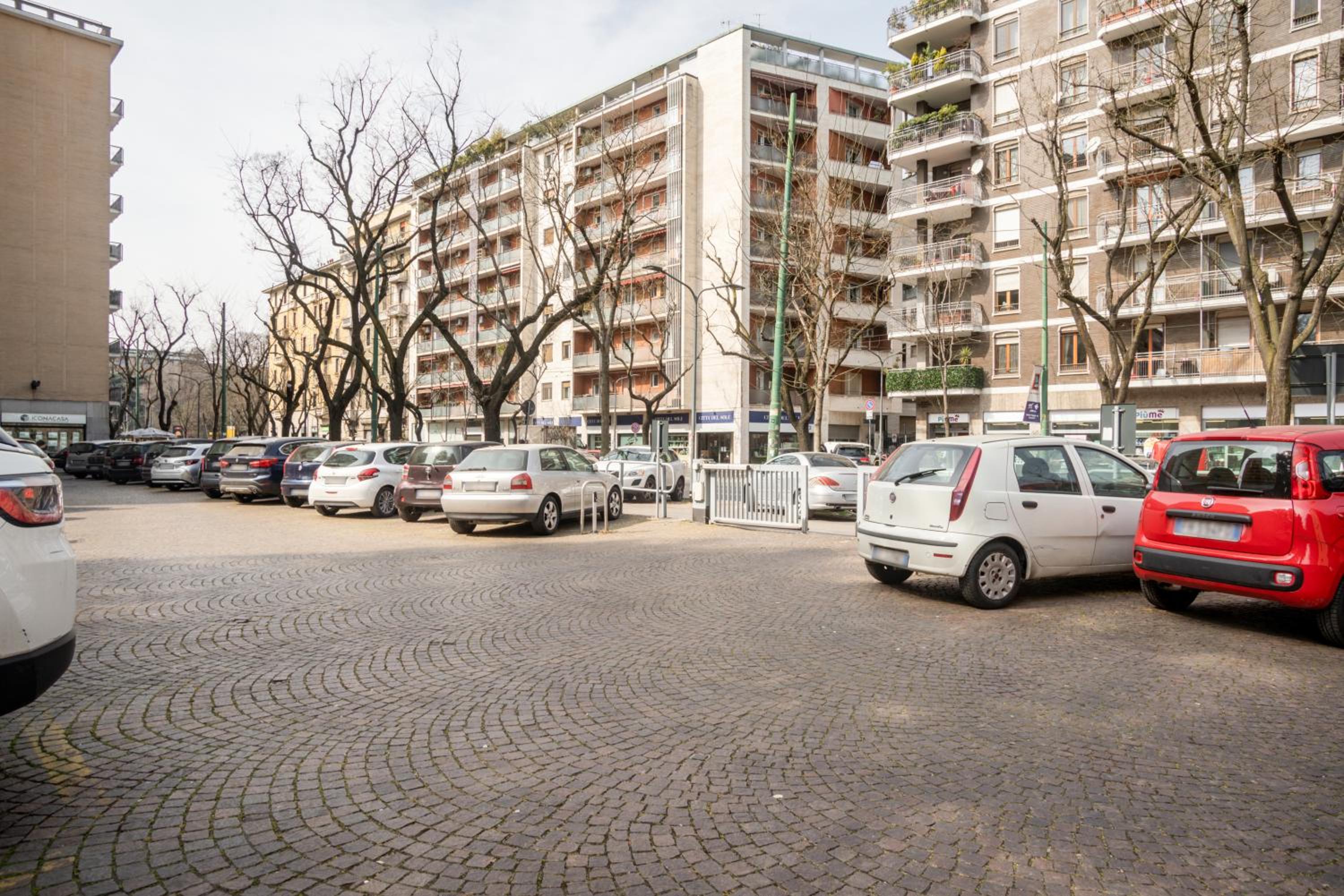Elegante Bilocale in Zona Tortona