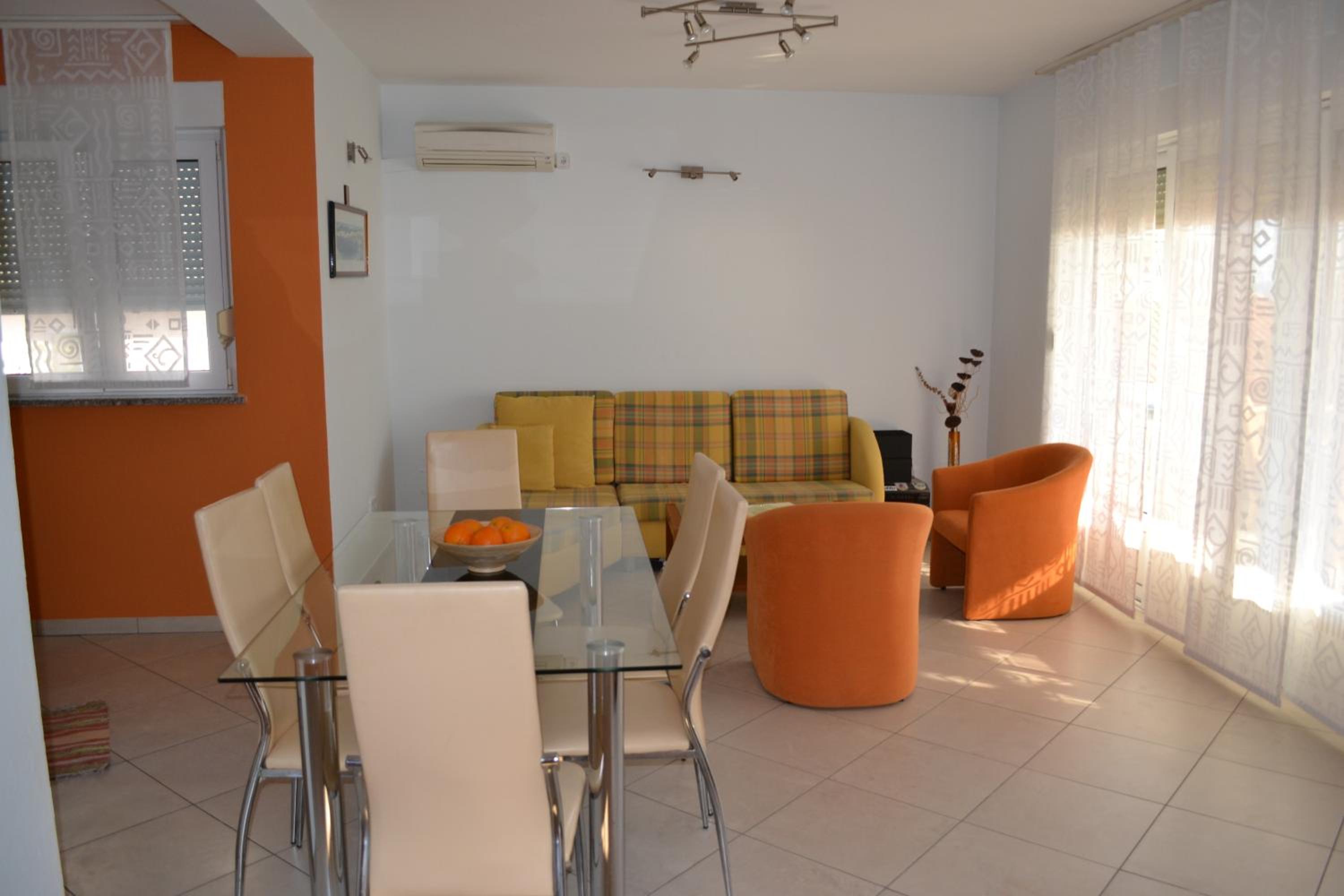 Apartments Diklo