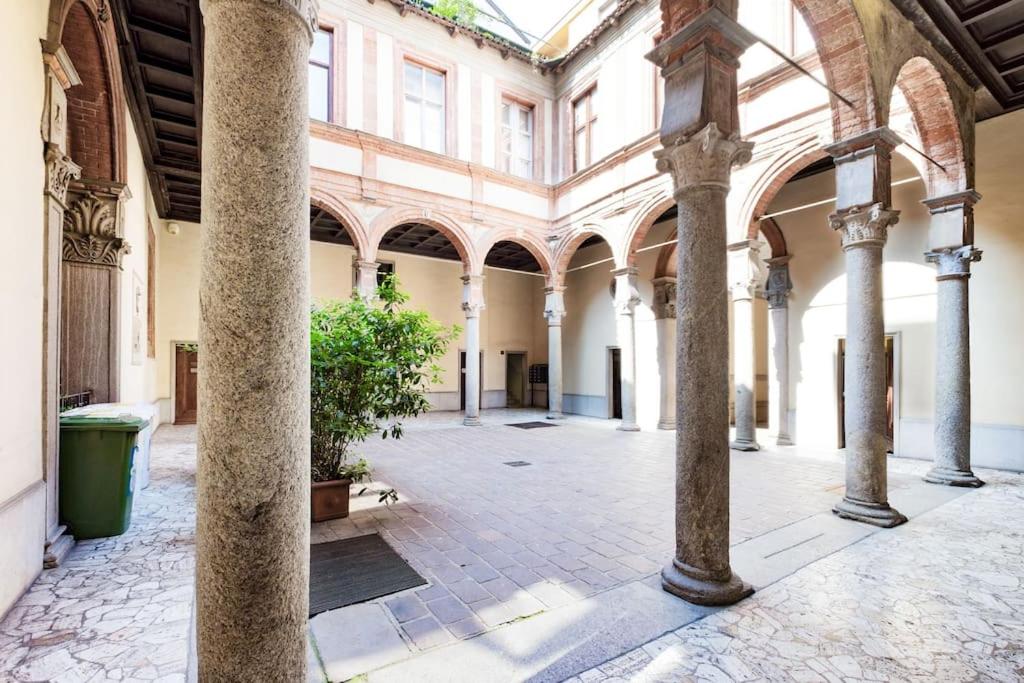 ℒovely & ℰlegant Studio next to Duomo/Missori