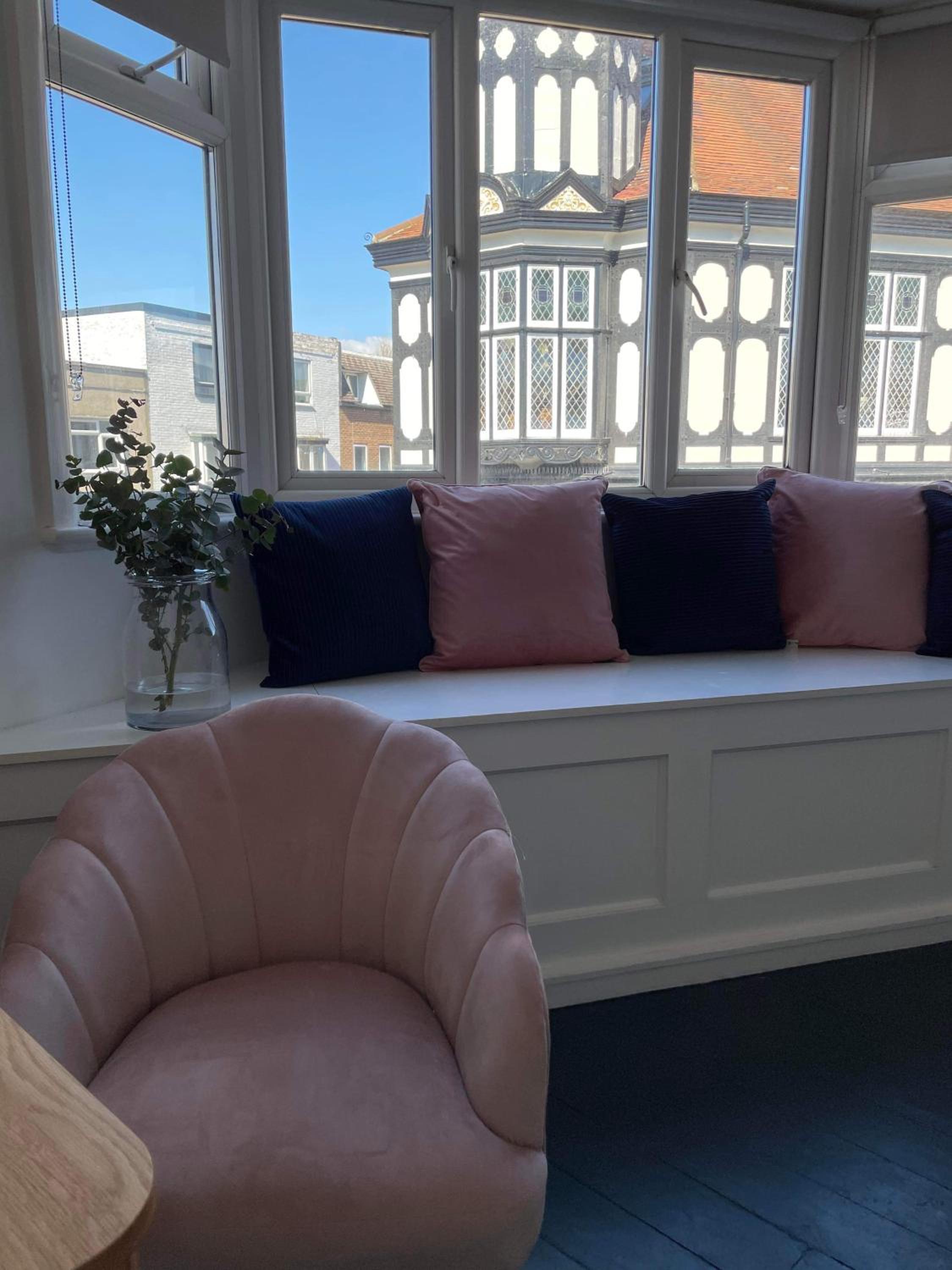 The Clock Tower Apartment - Spacious, Modern, 2 Bedroom Apartment , Southsea with Free parking - sleeps 4 view 2