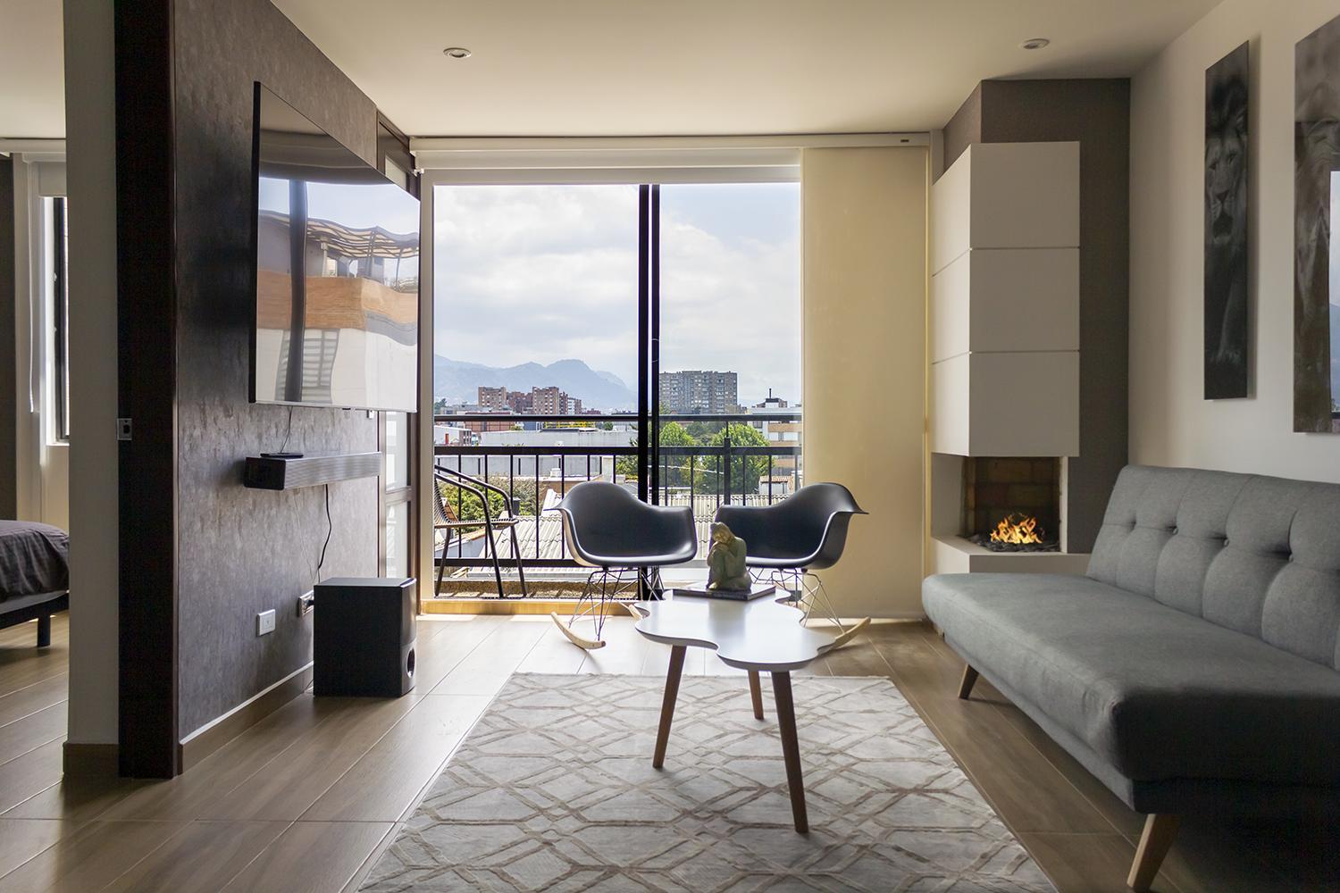 Cedritos smart stay - apartamentos con parking y wi-fi rapido en Bogota