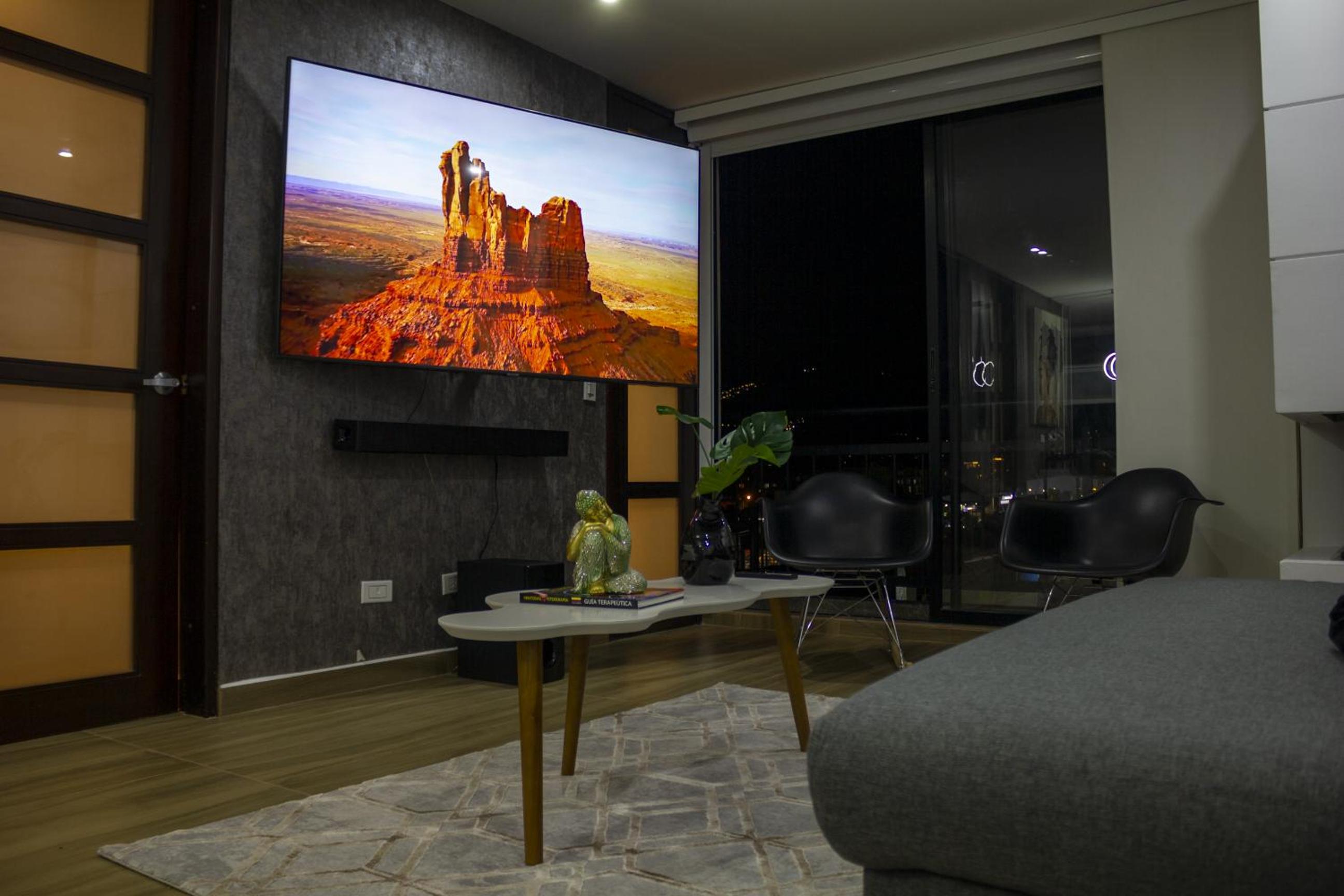 Cedritos smart stay - apartamentos con parking y wi-fi rapido en Bogota