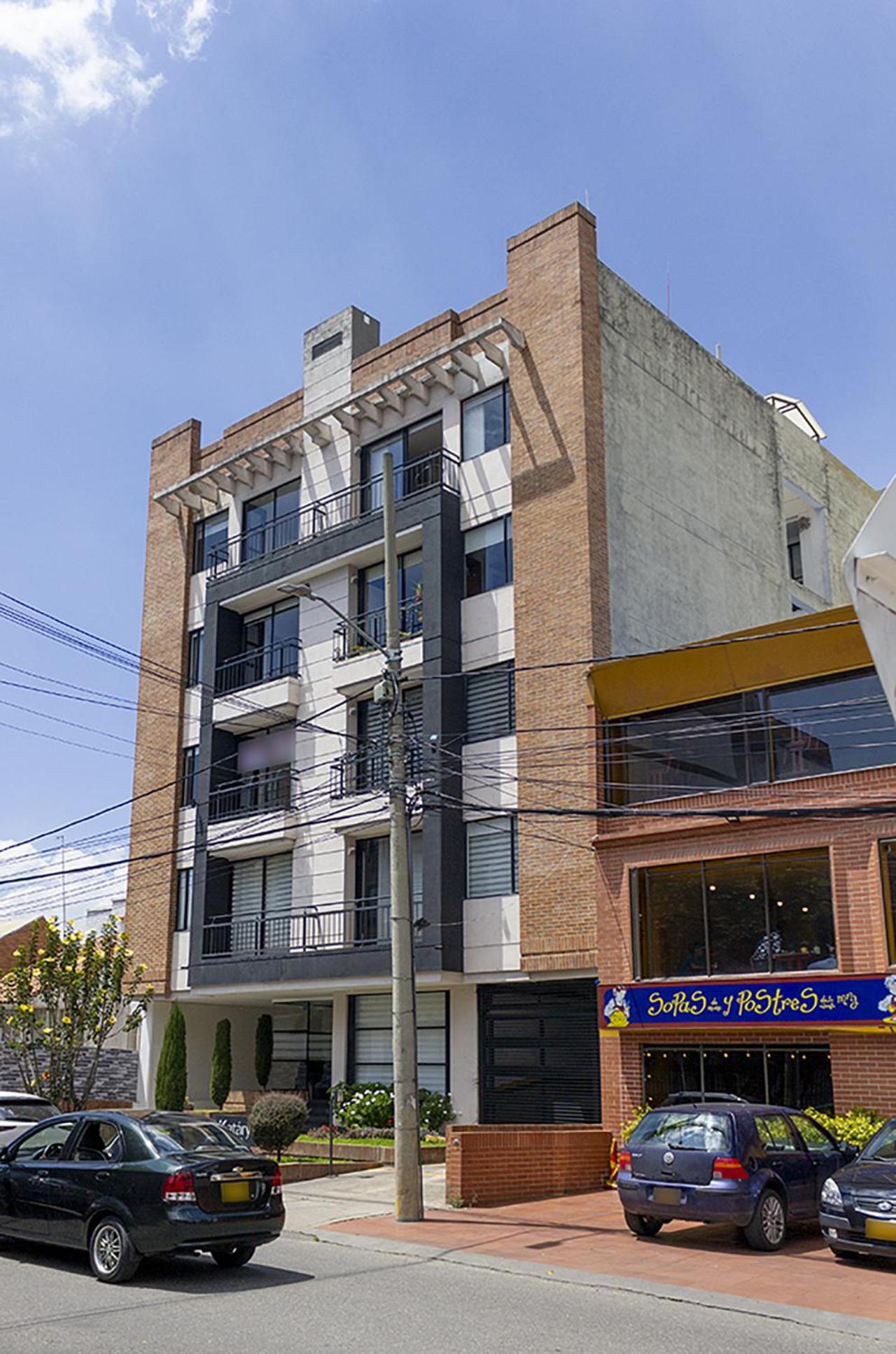 Cedritos smart stay - apartamentos con parking y wi-fi rapido en Bogota