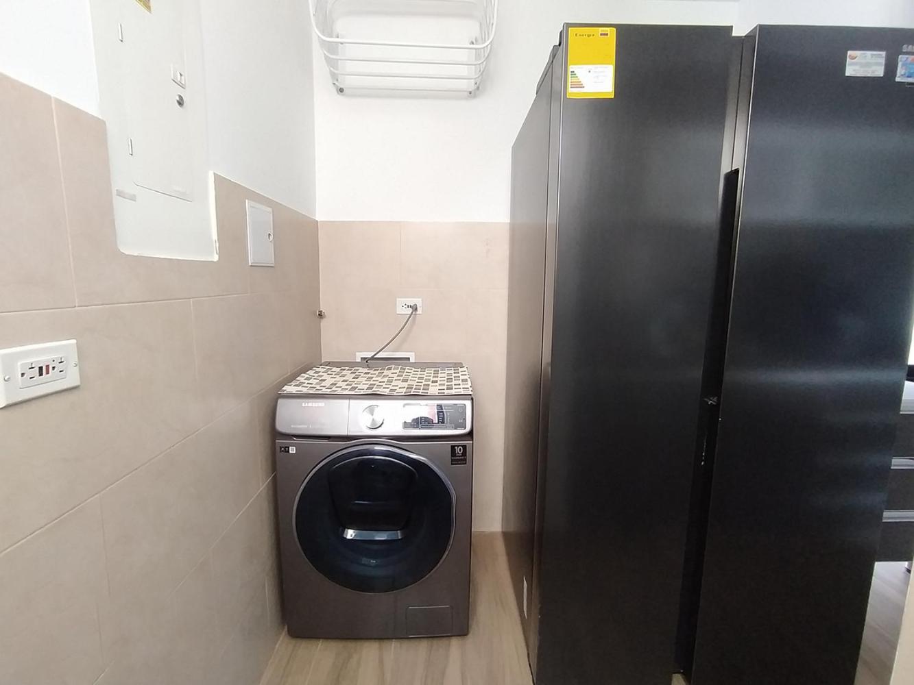 Cedritos smart stay - apartamentos con parking y wi-fi rapido en Bogota