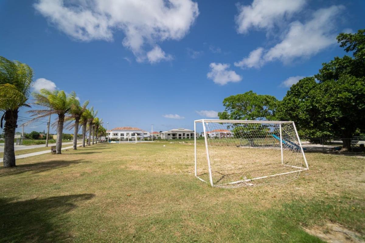 Bright Apartment at Punta Cana WIFIAcElectIronParking