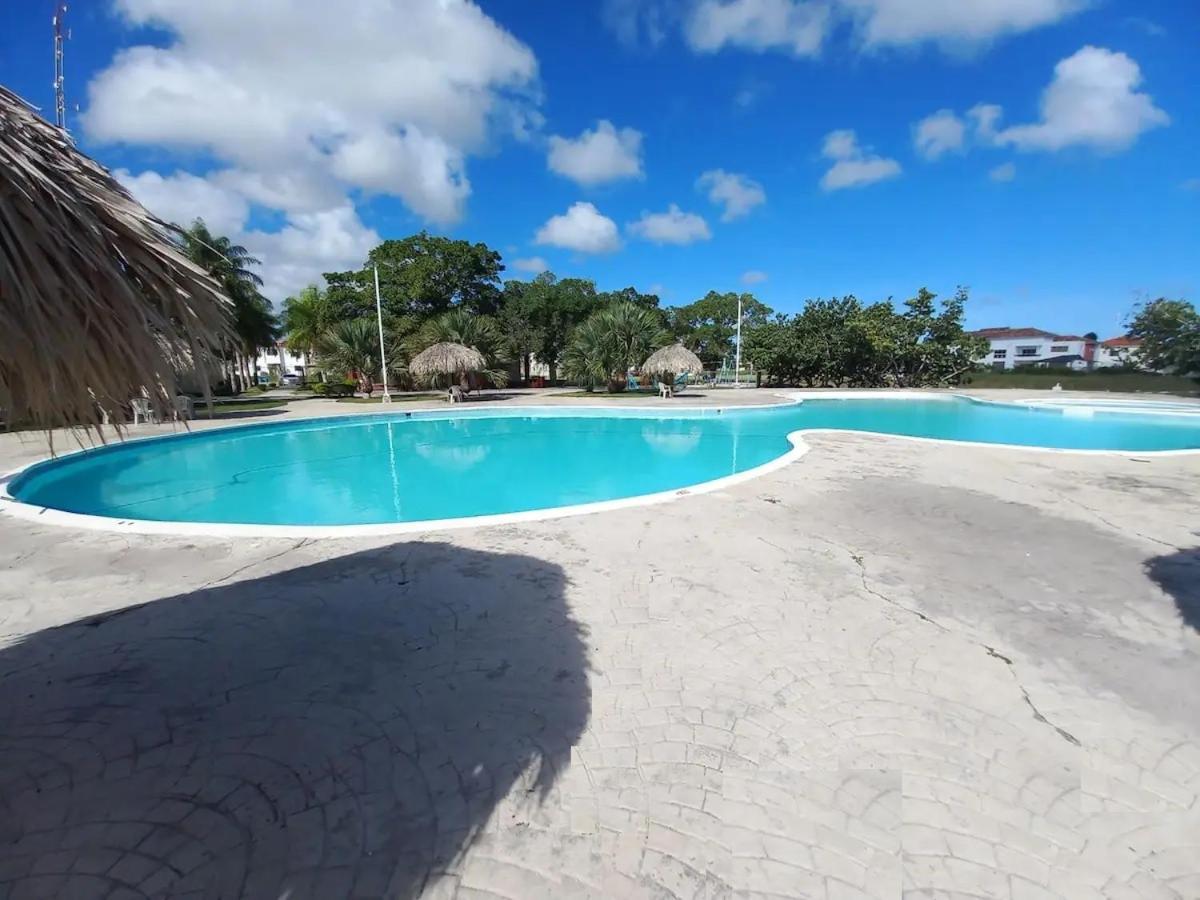 Bright Apartment at Punta Cana WIFIAcElectIronParking
