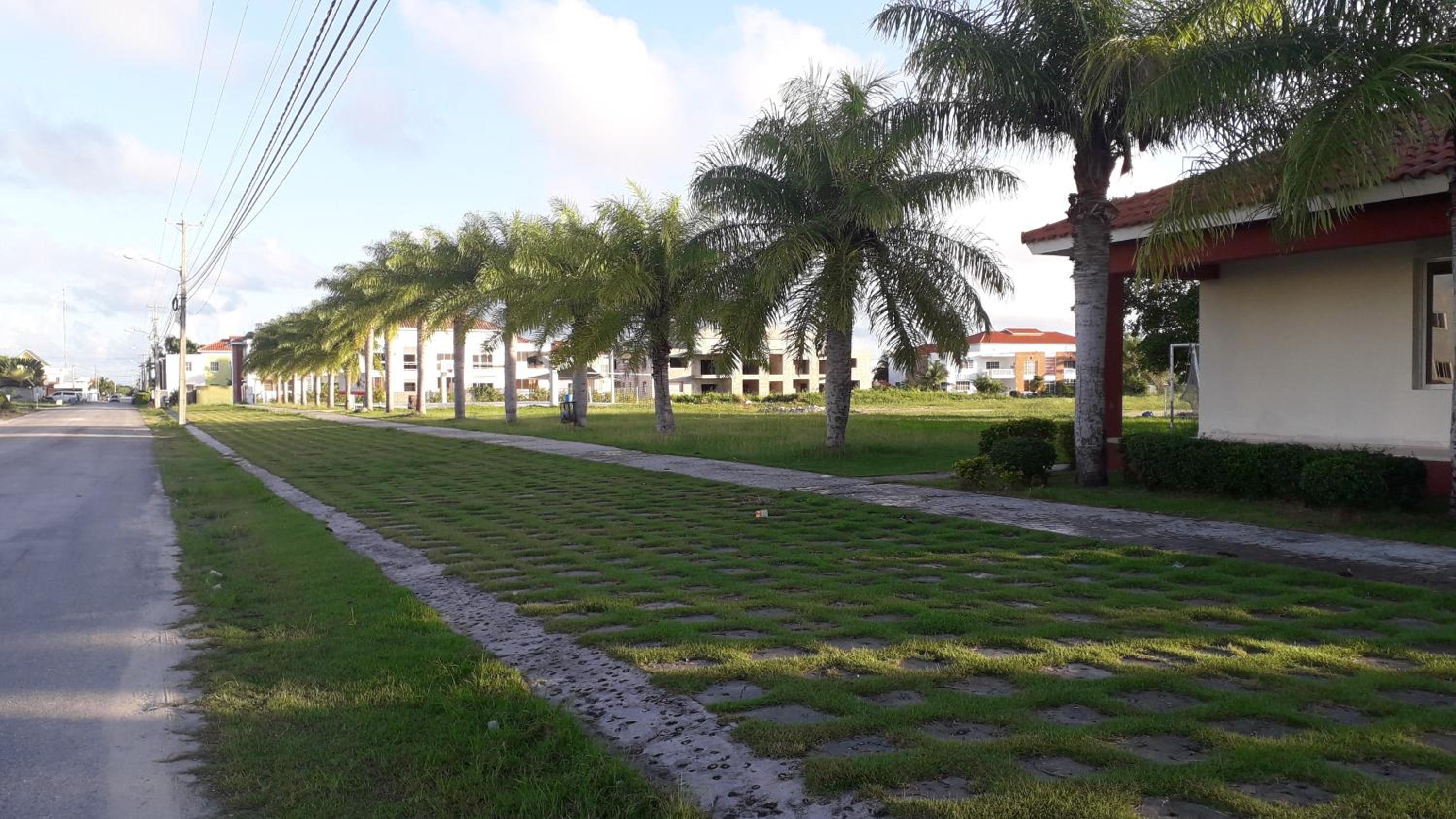 Bright Apartment at Punta Cana WIFIAcElectIronParking