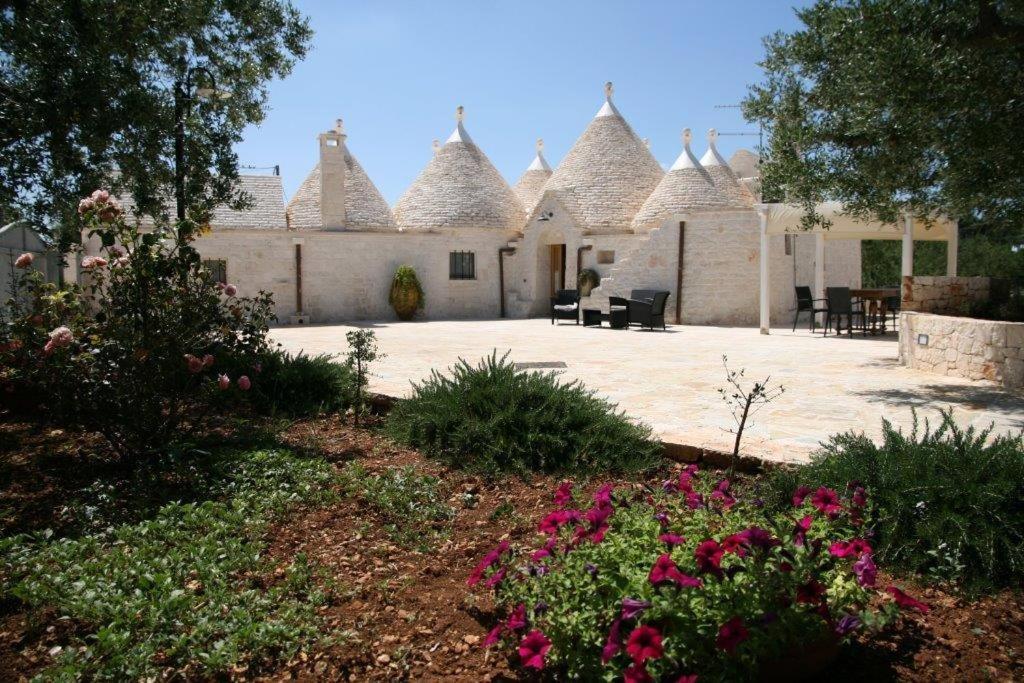 Hotel Trullo Montetrecarlini - Image 1