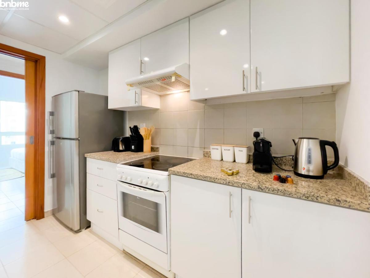 bnbmehomes - Spectacular 1BR - Community View - 302