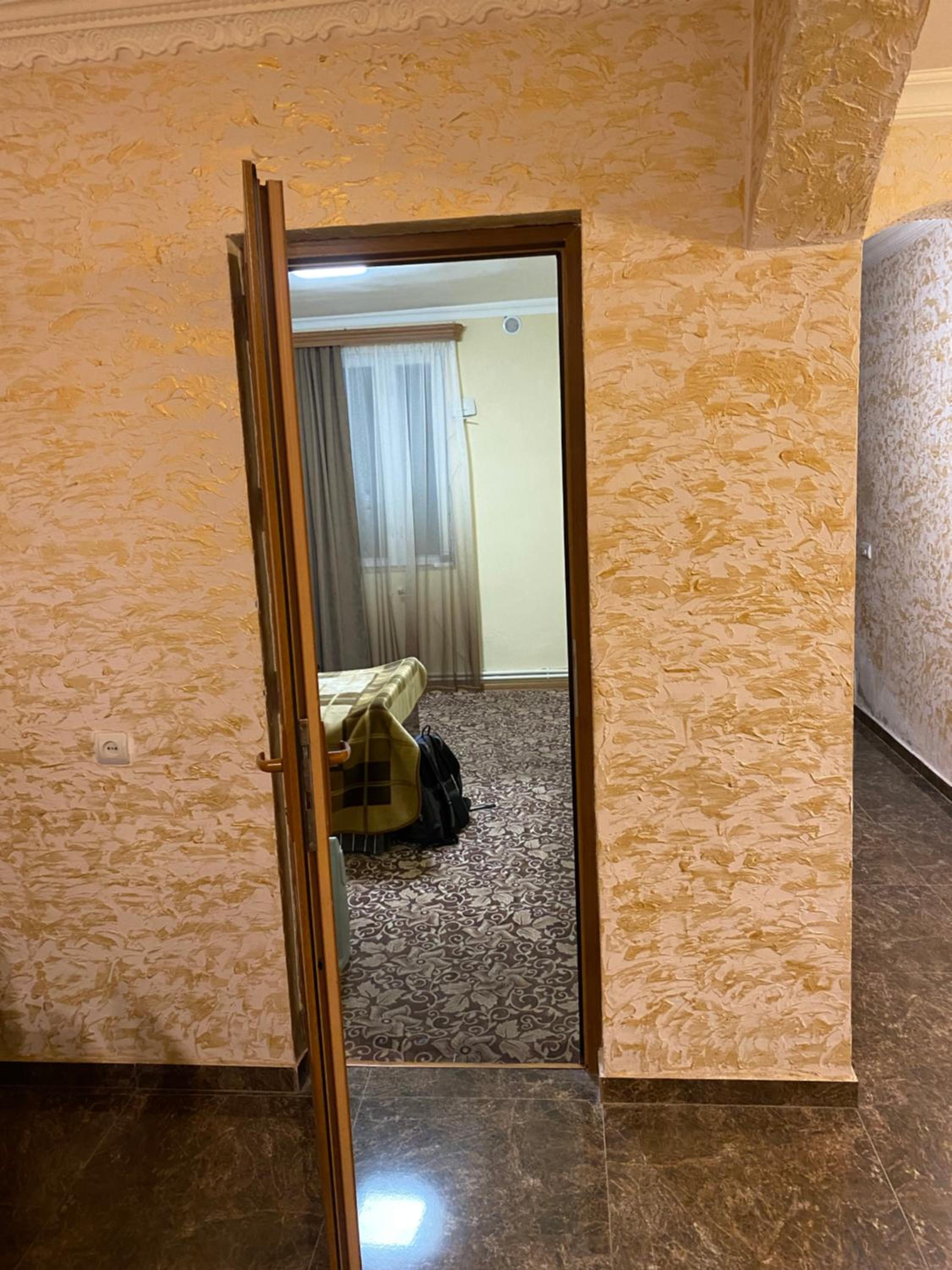 Friend's House rooms near Airport