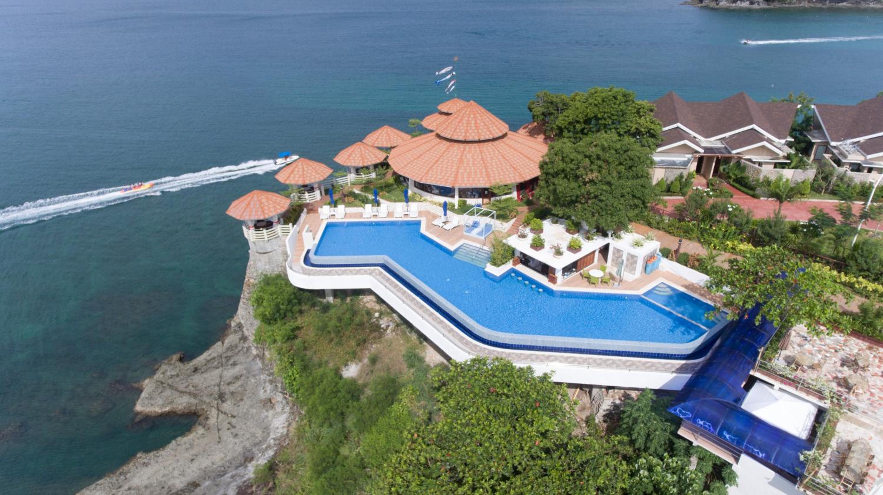 Villa Angelina Luxury Suites view 4