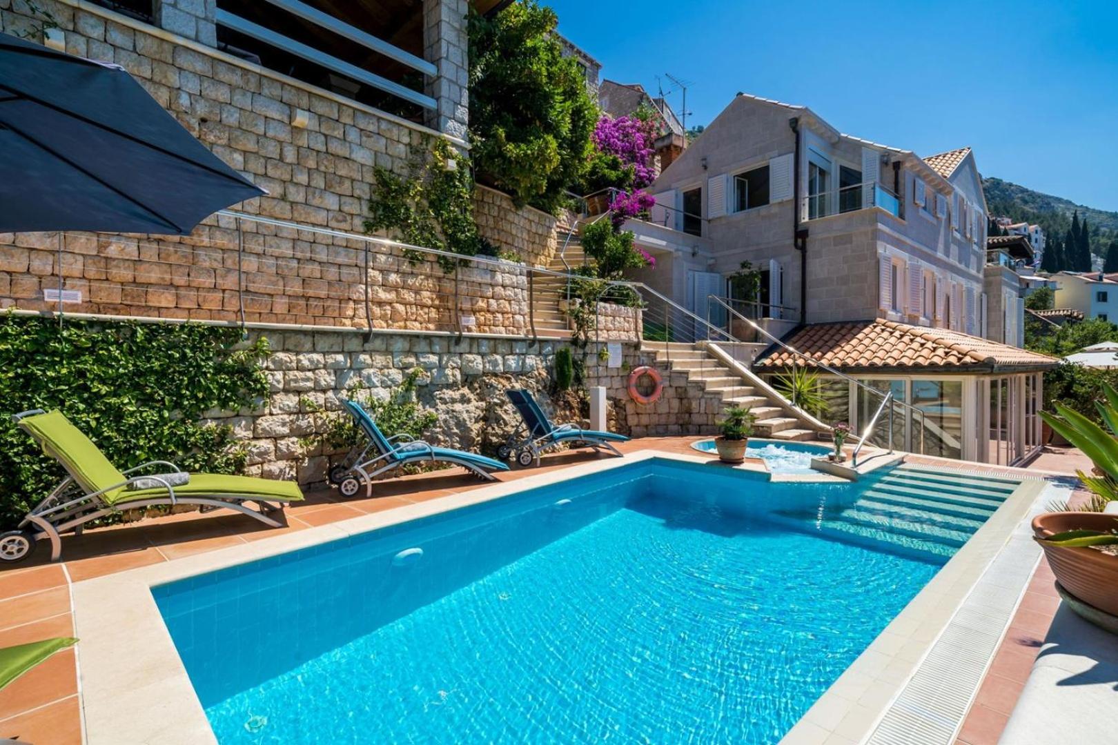 Luxury Villa Dubrovnik Palace near Old Town with pool