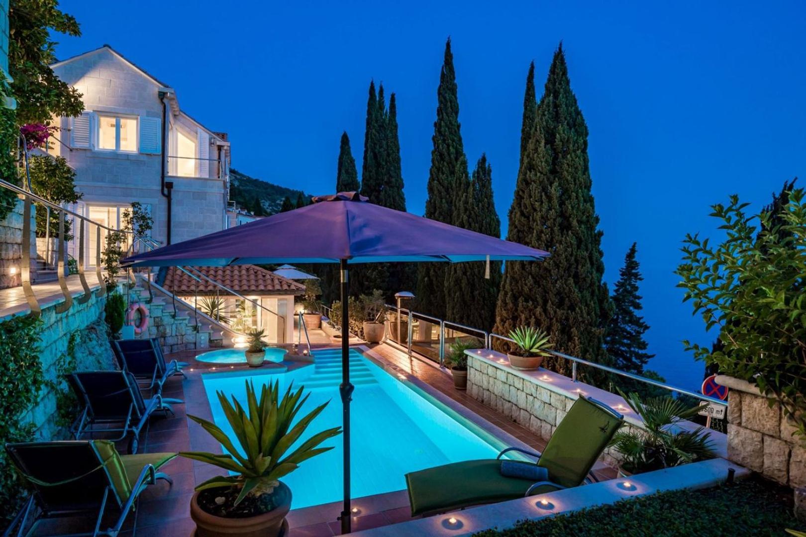 Luxury Villa Dubrovnik Palace near Old Town with pool