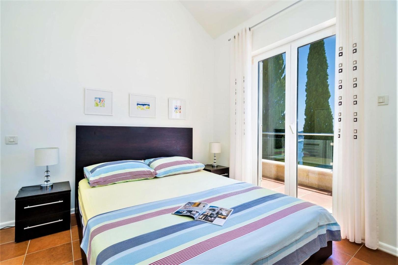 Luxury Villa Dubrovnik Palace near Old Town with pool