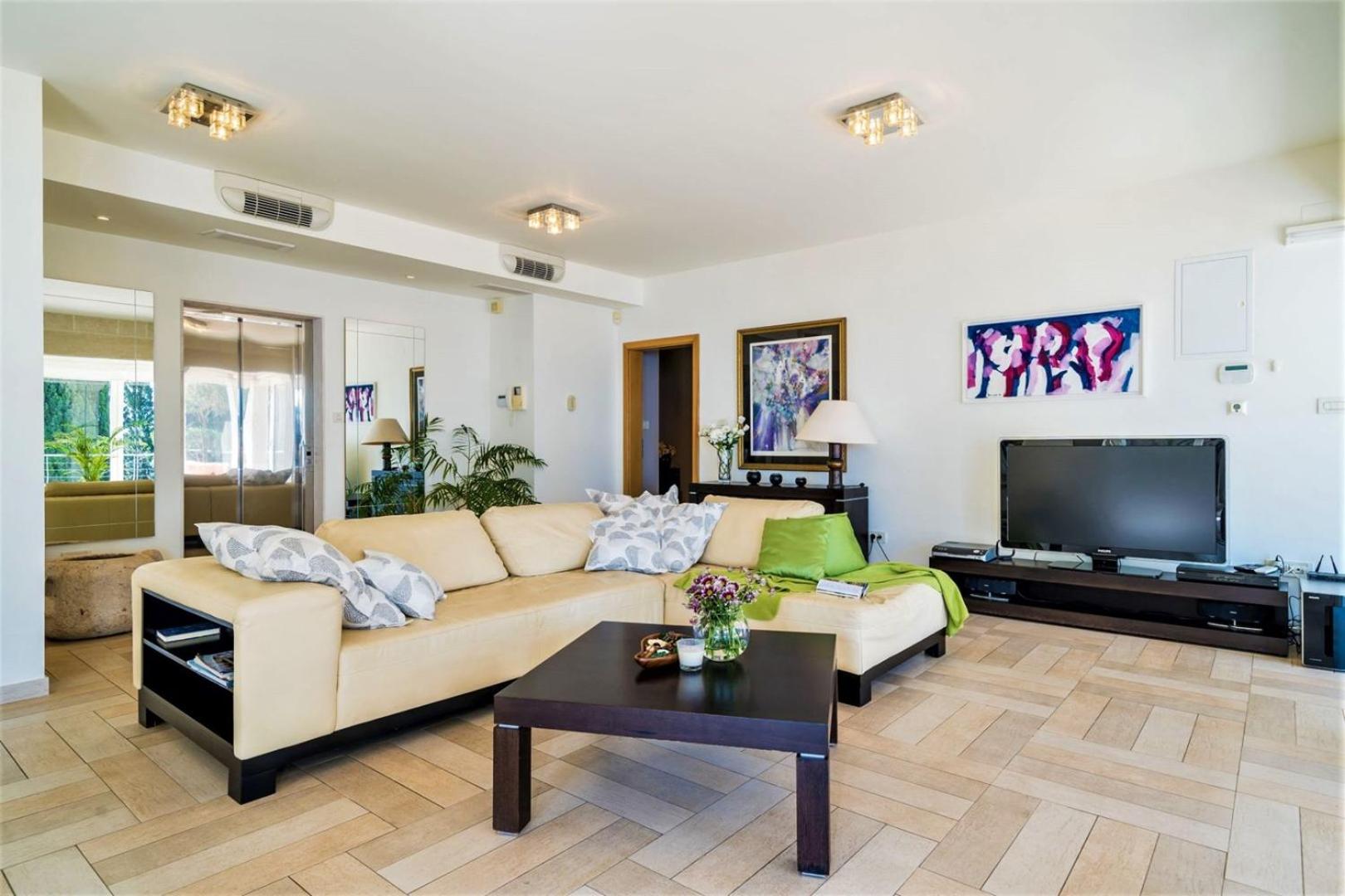 Luxury Villa Dubrovnik Palace near Old Town with pool