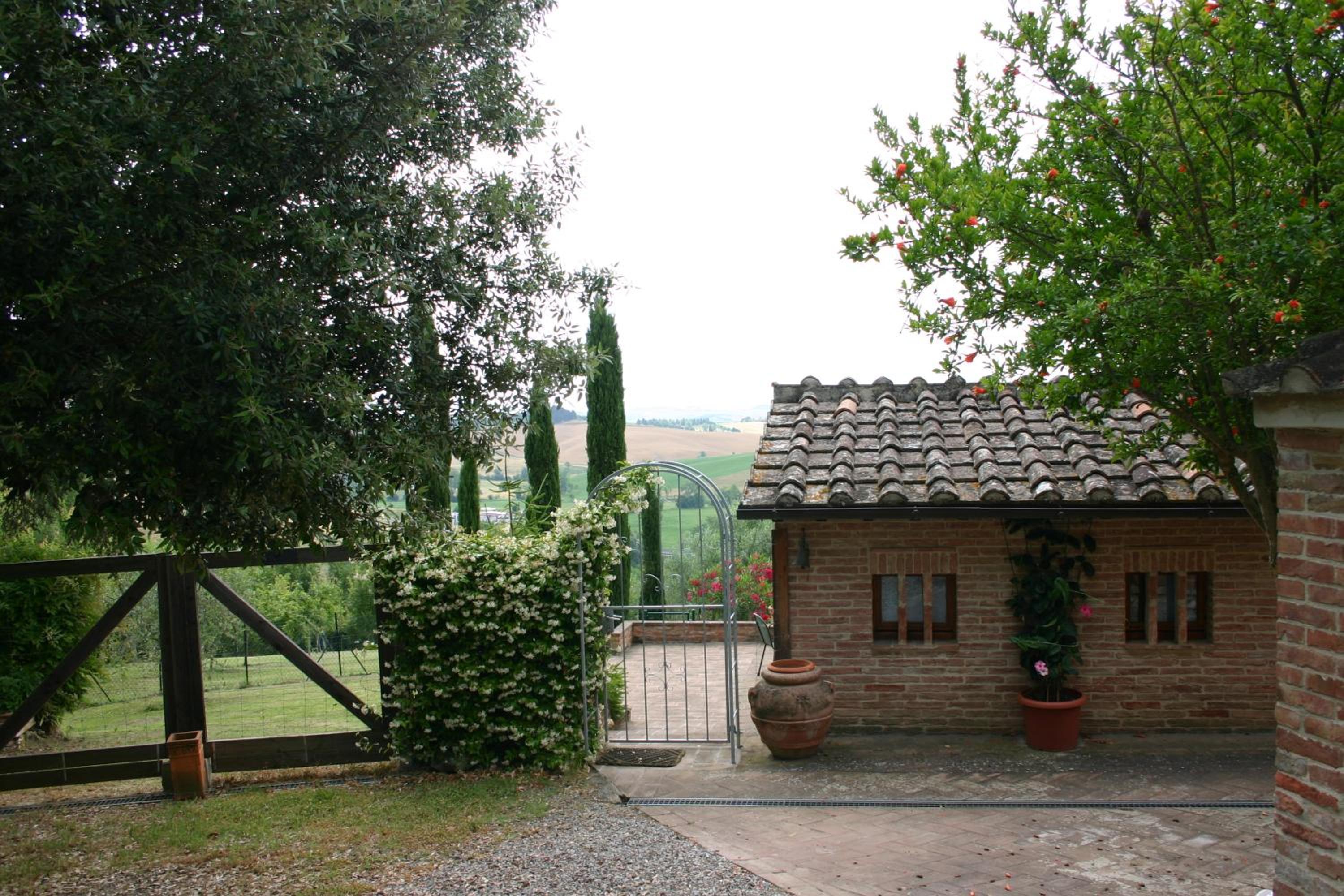 Podere Piazza Siena view 3