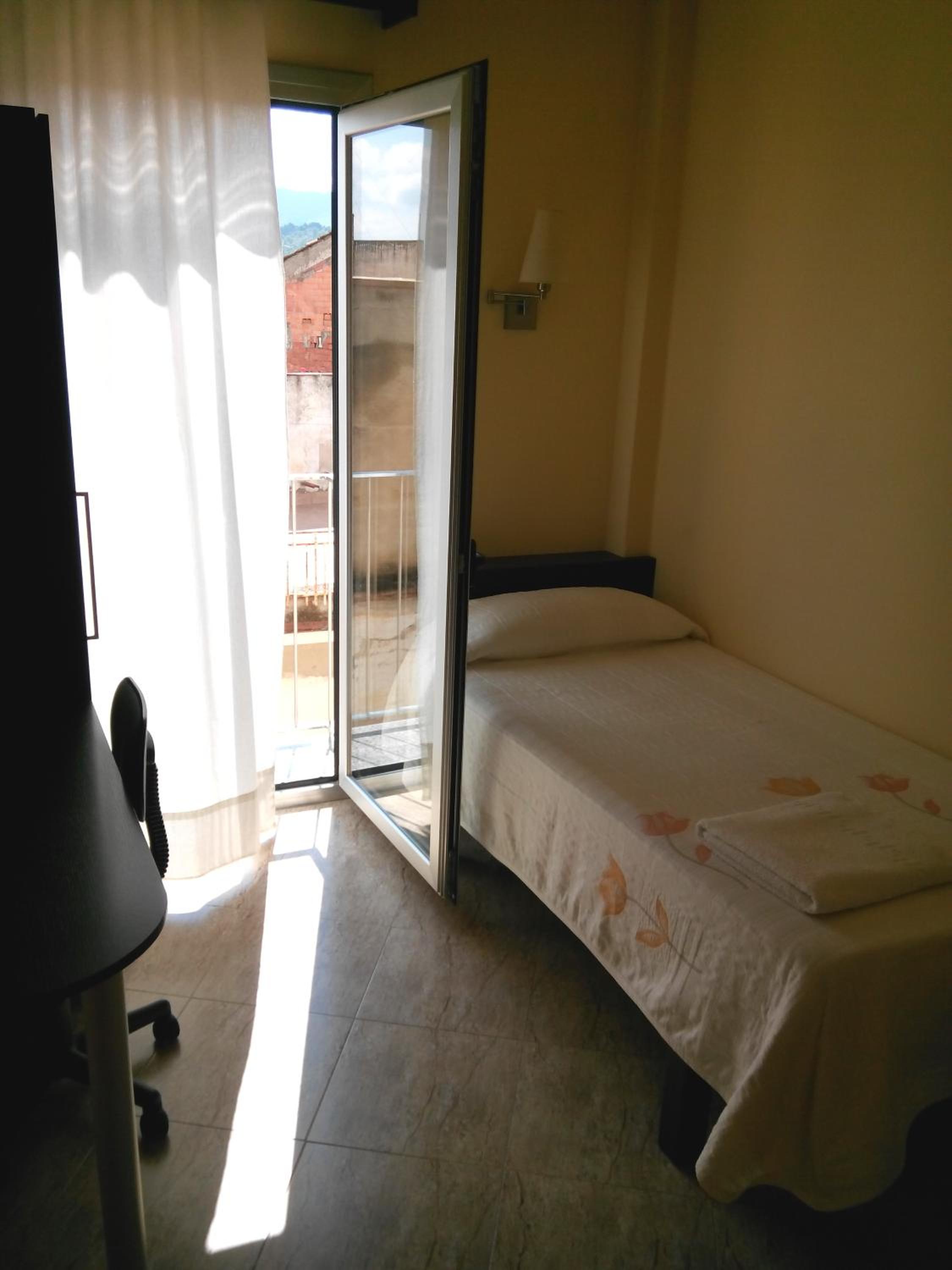 Hostal Sant Sadurní view 5