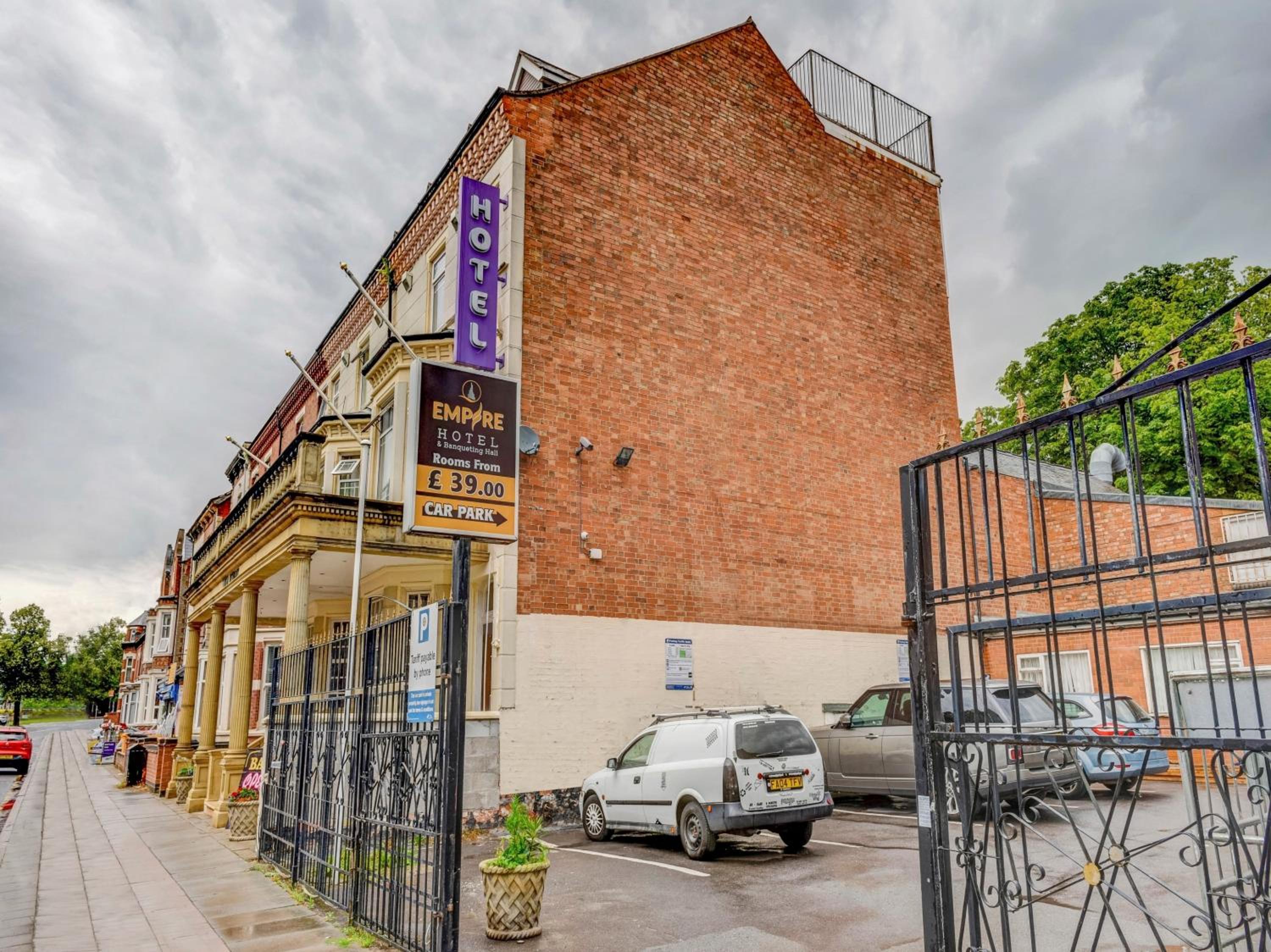 Leicester Vacations - Empire Hotel - Property Image 7