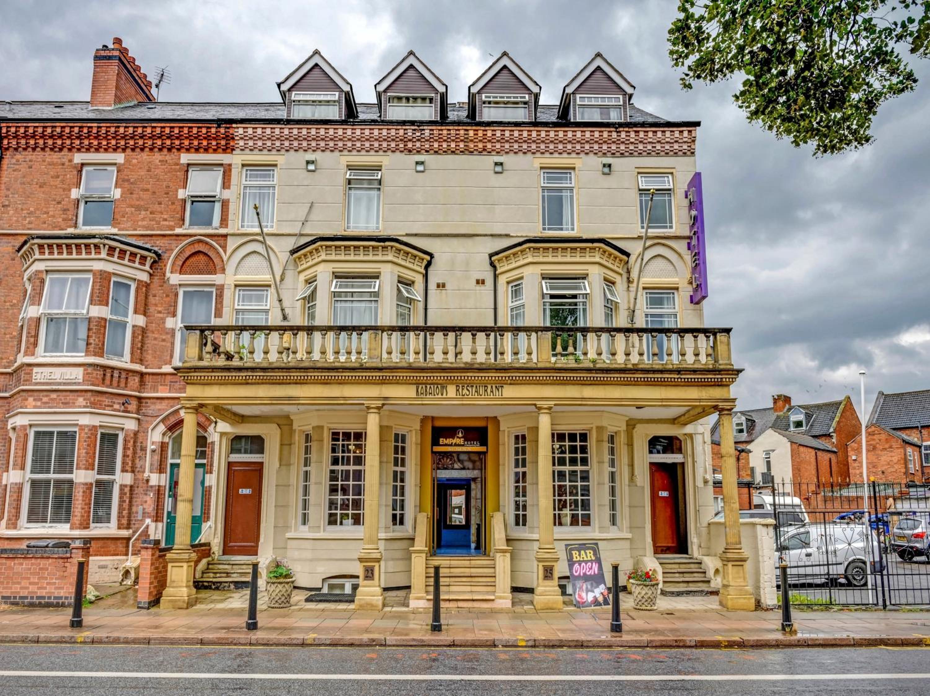 Leicester Vacations - Empire Hotel - Property Image 15