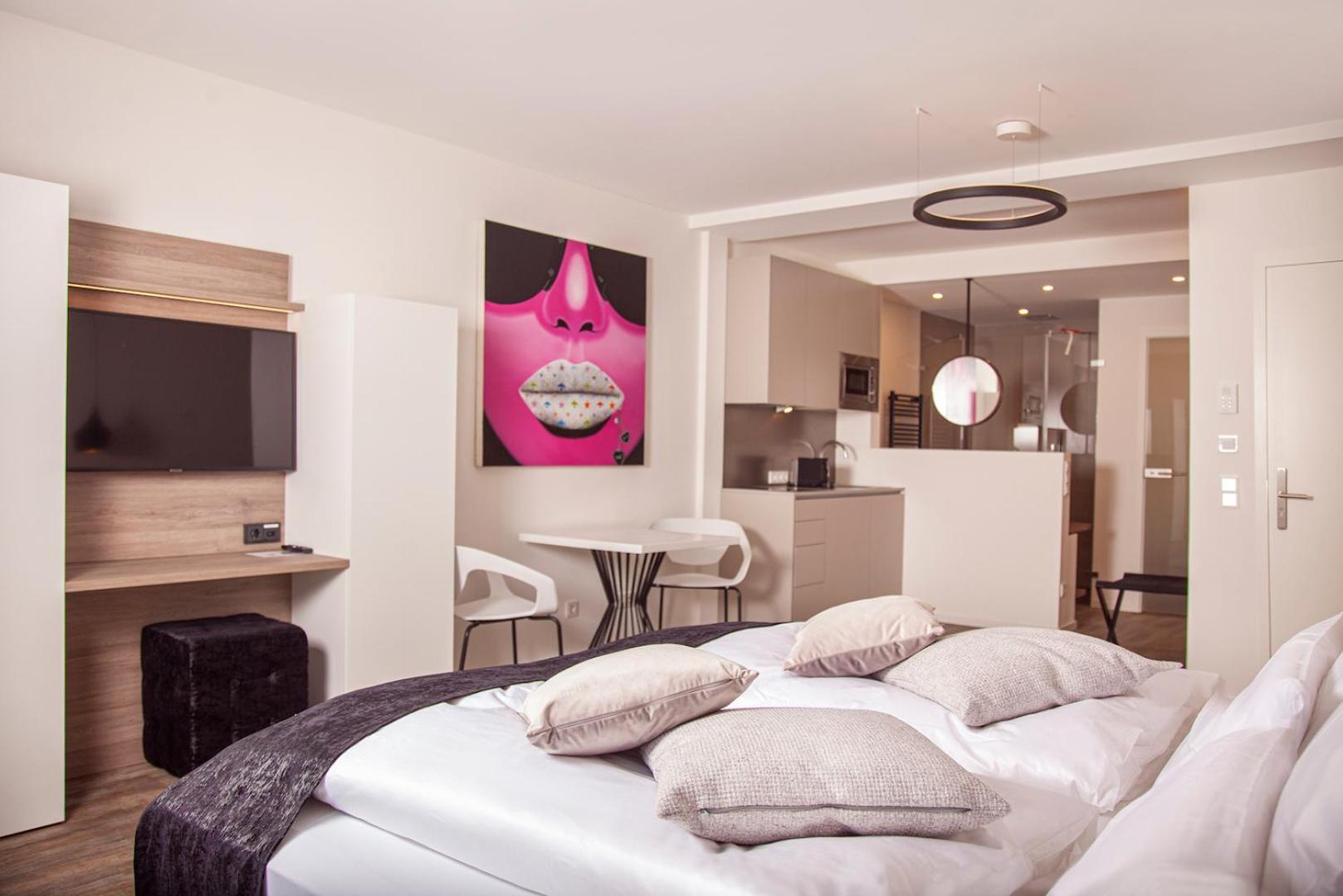 The Faces Berlin Apartments