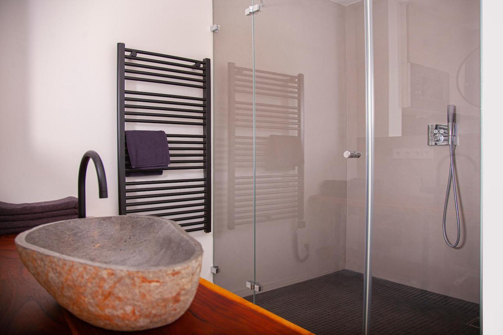 The Faces Berlin Apartments