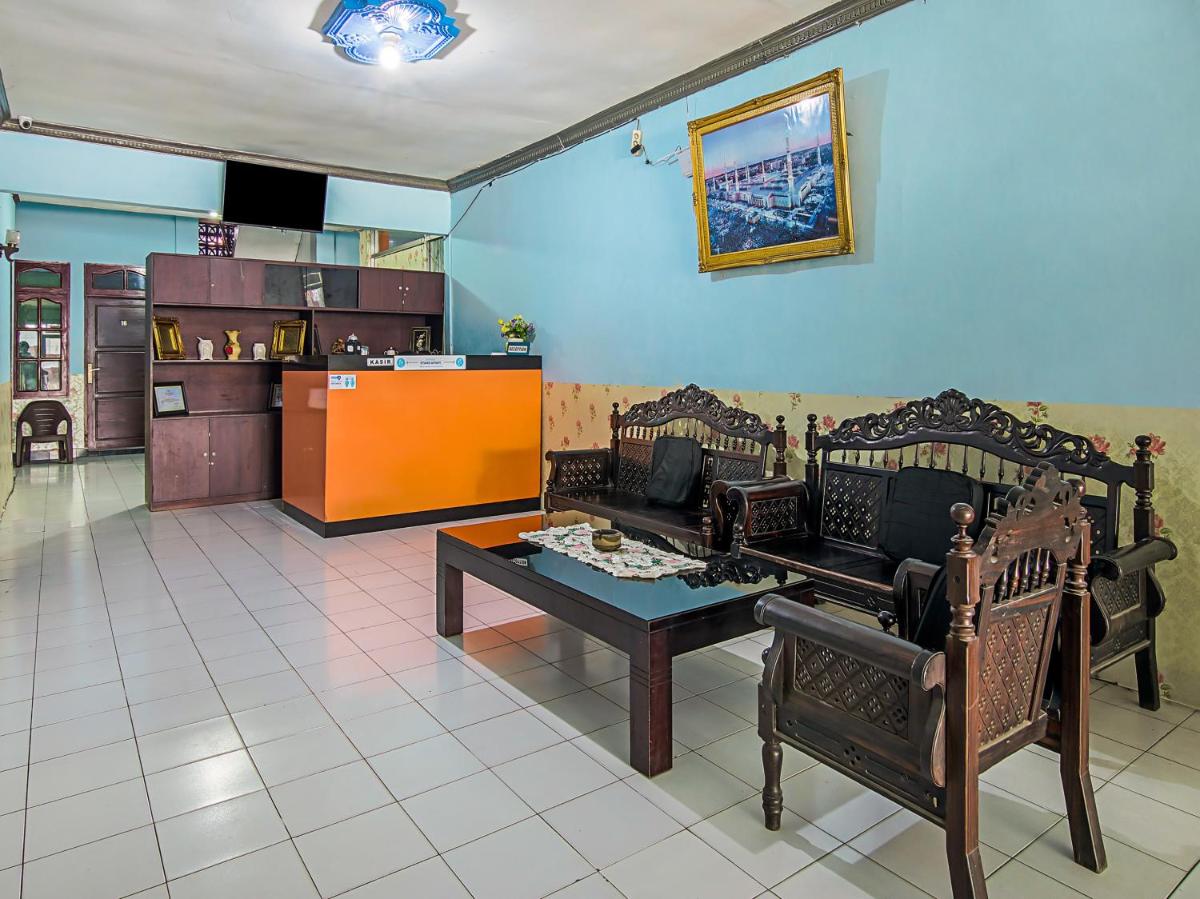 hotel reception