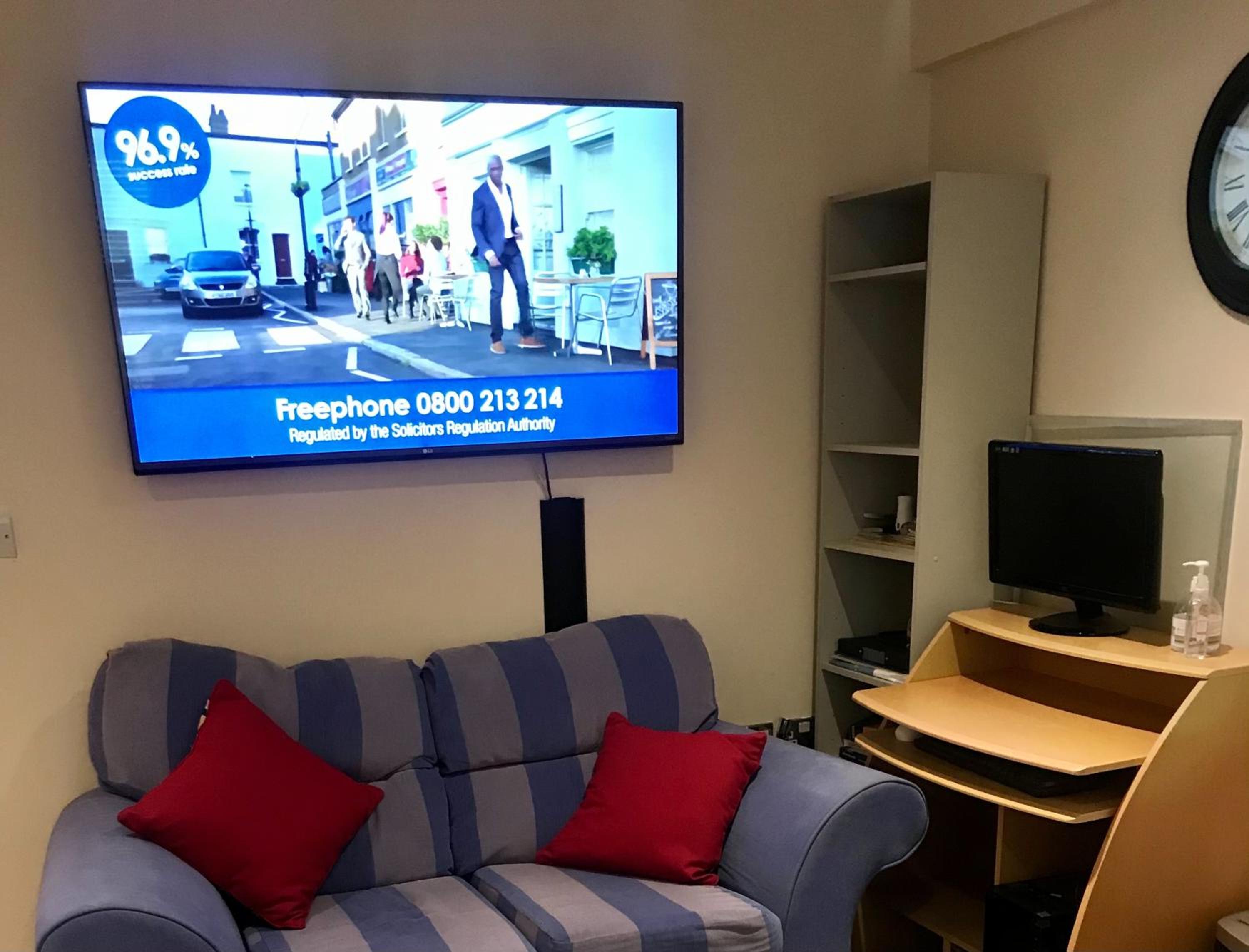 2 Bedroom 2 Double beds Kitchen 2Baths Parking view 2