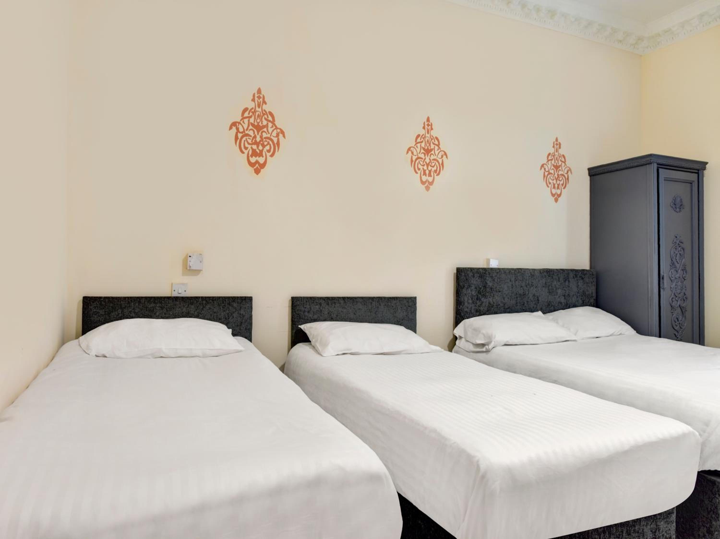 Leicester Vacations - Empire Hotel - Property Image 69
