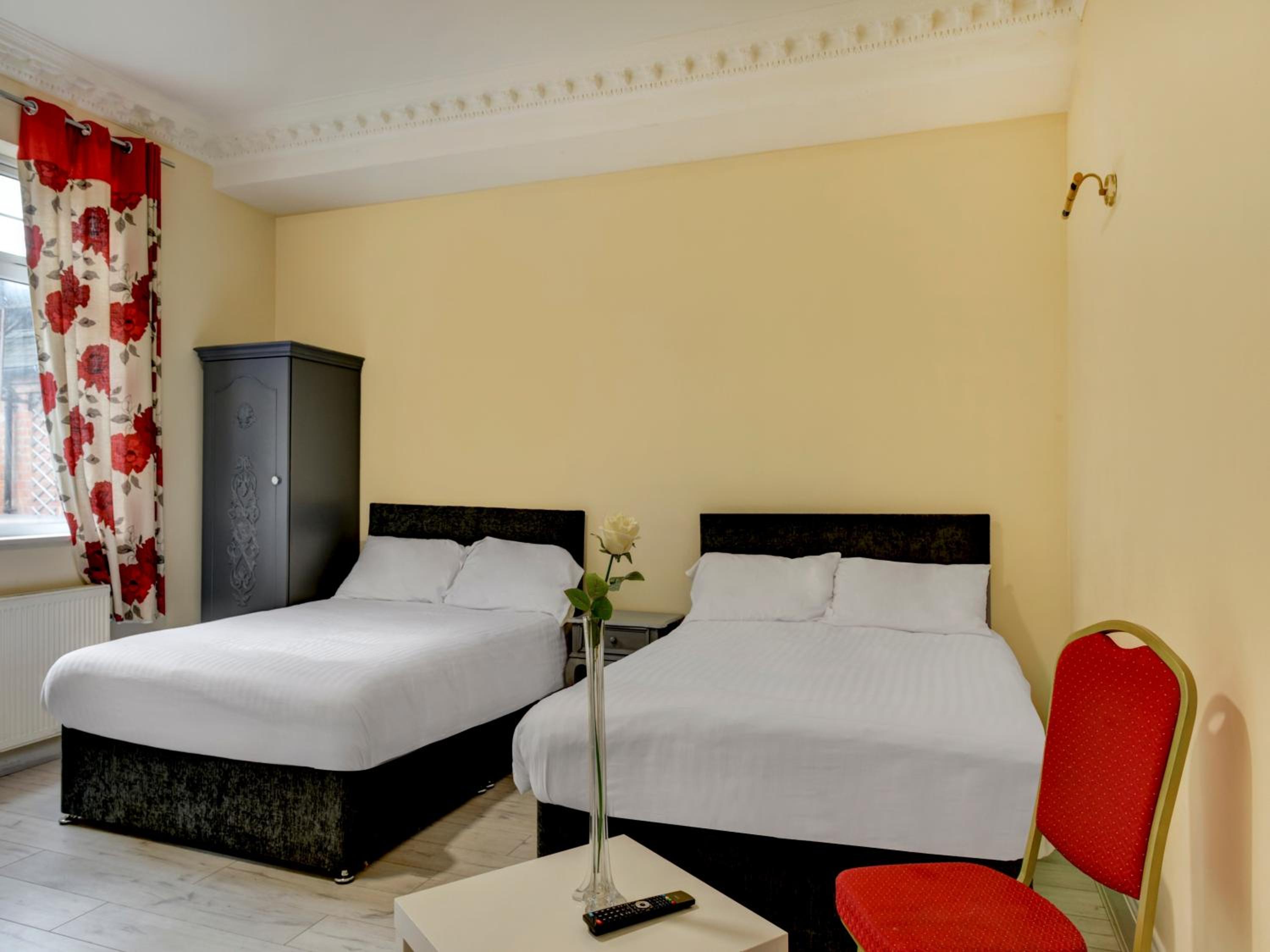 Leicester Vacations - Empire Hotel - Property Image 47