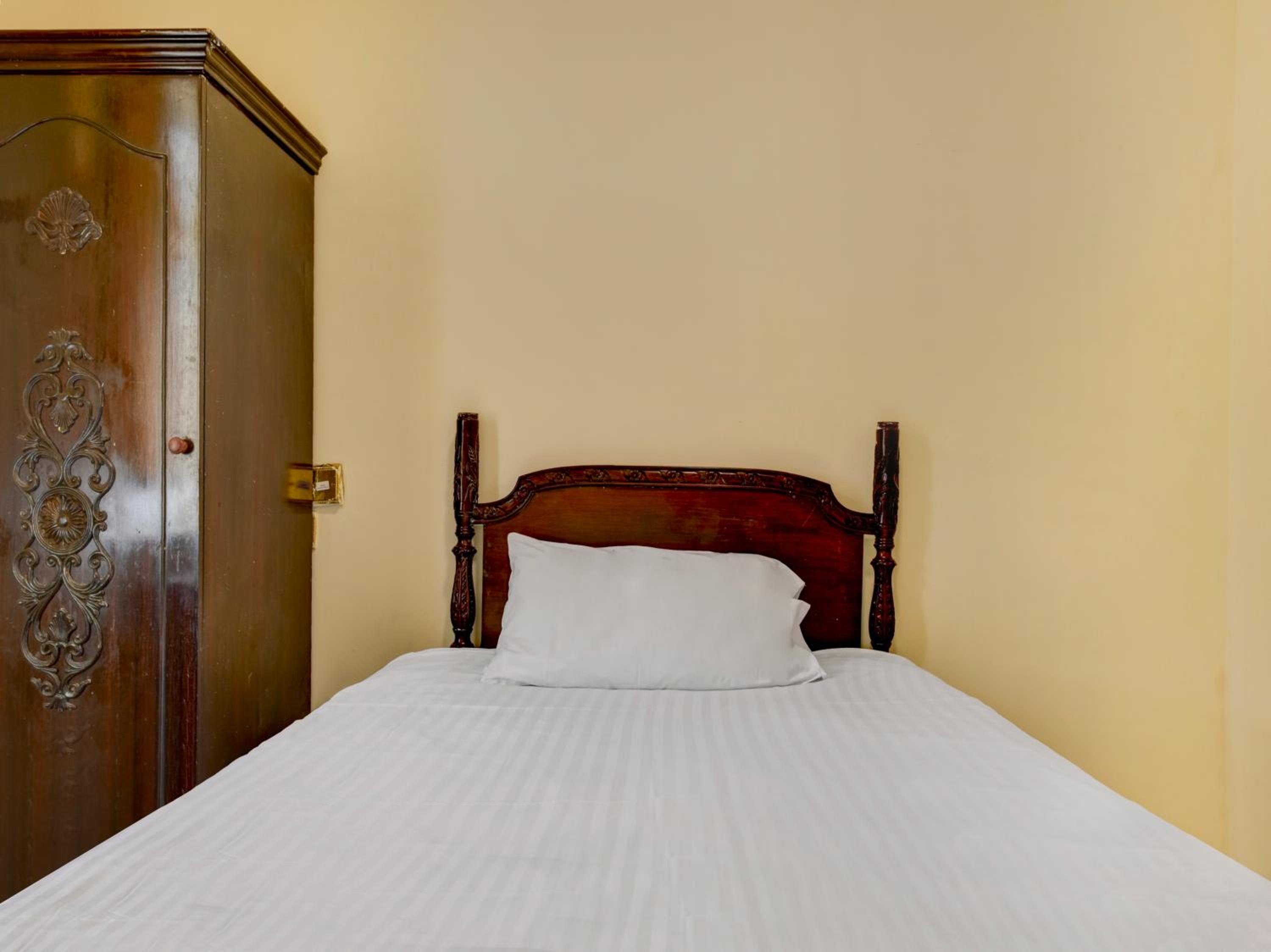 Leicester Vacations - Empire Hotel - Property Image 61
