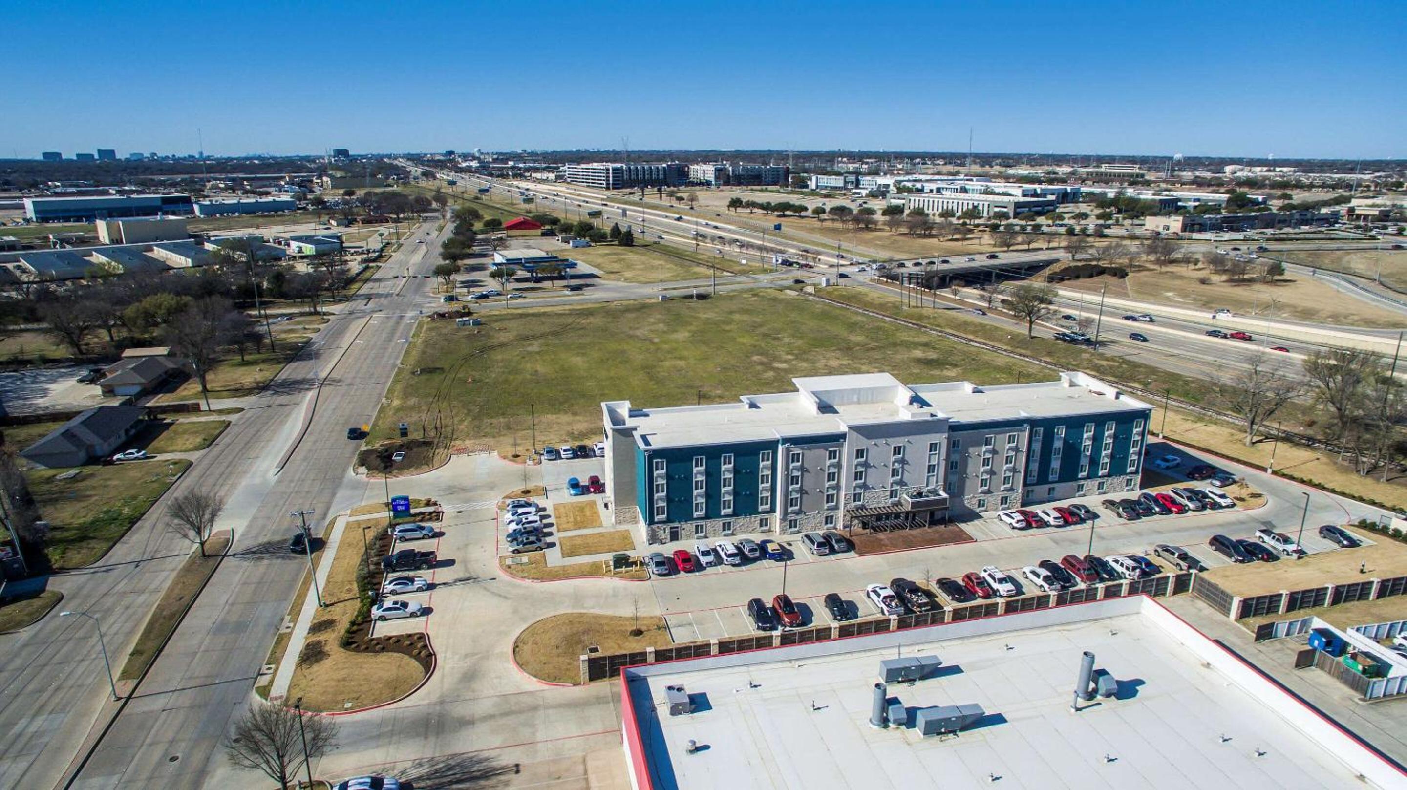WoodSpring Suites Dallas Plano Central Legacy Drive - Property Image 11