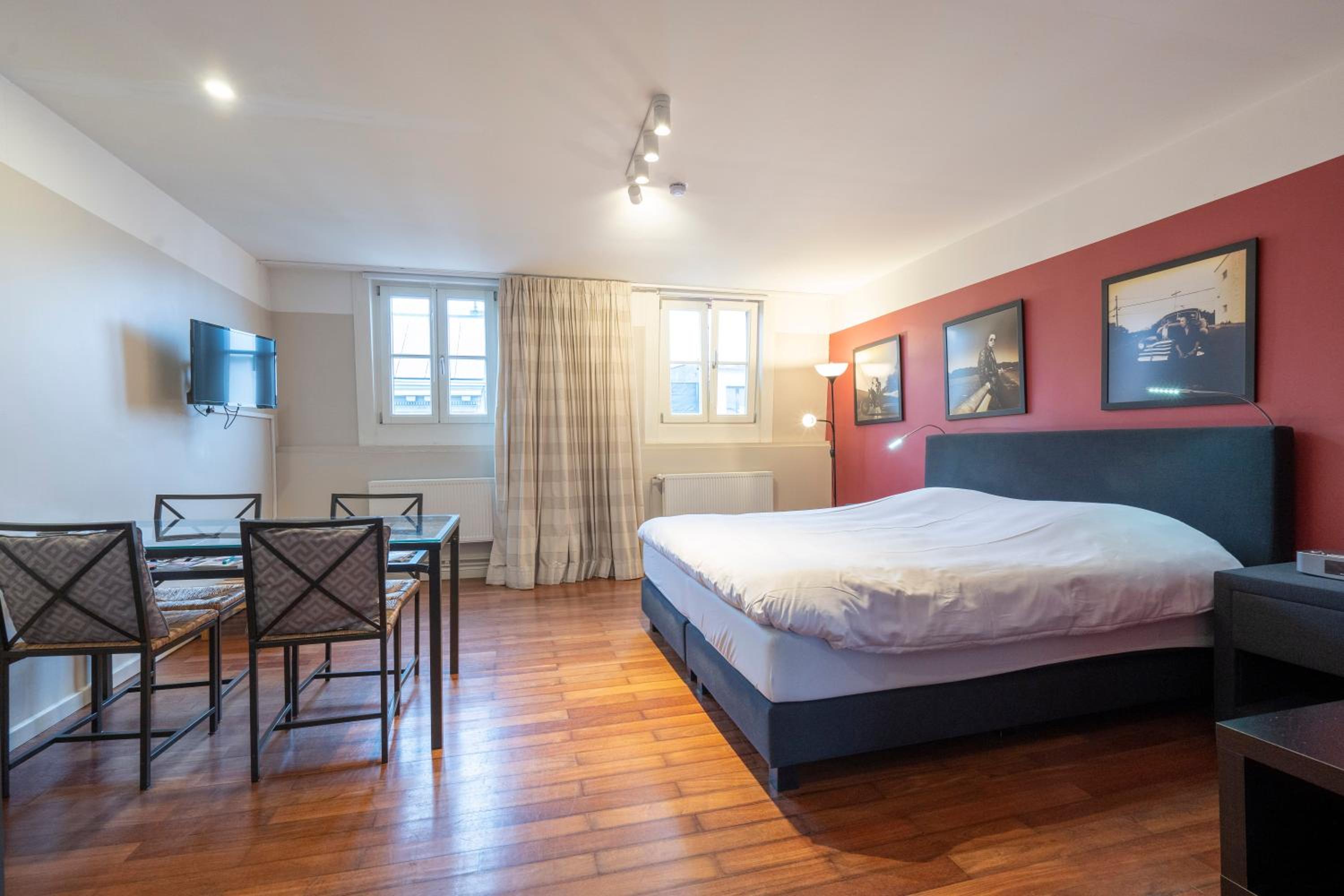 tam tam city lodge