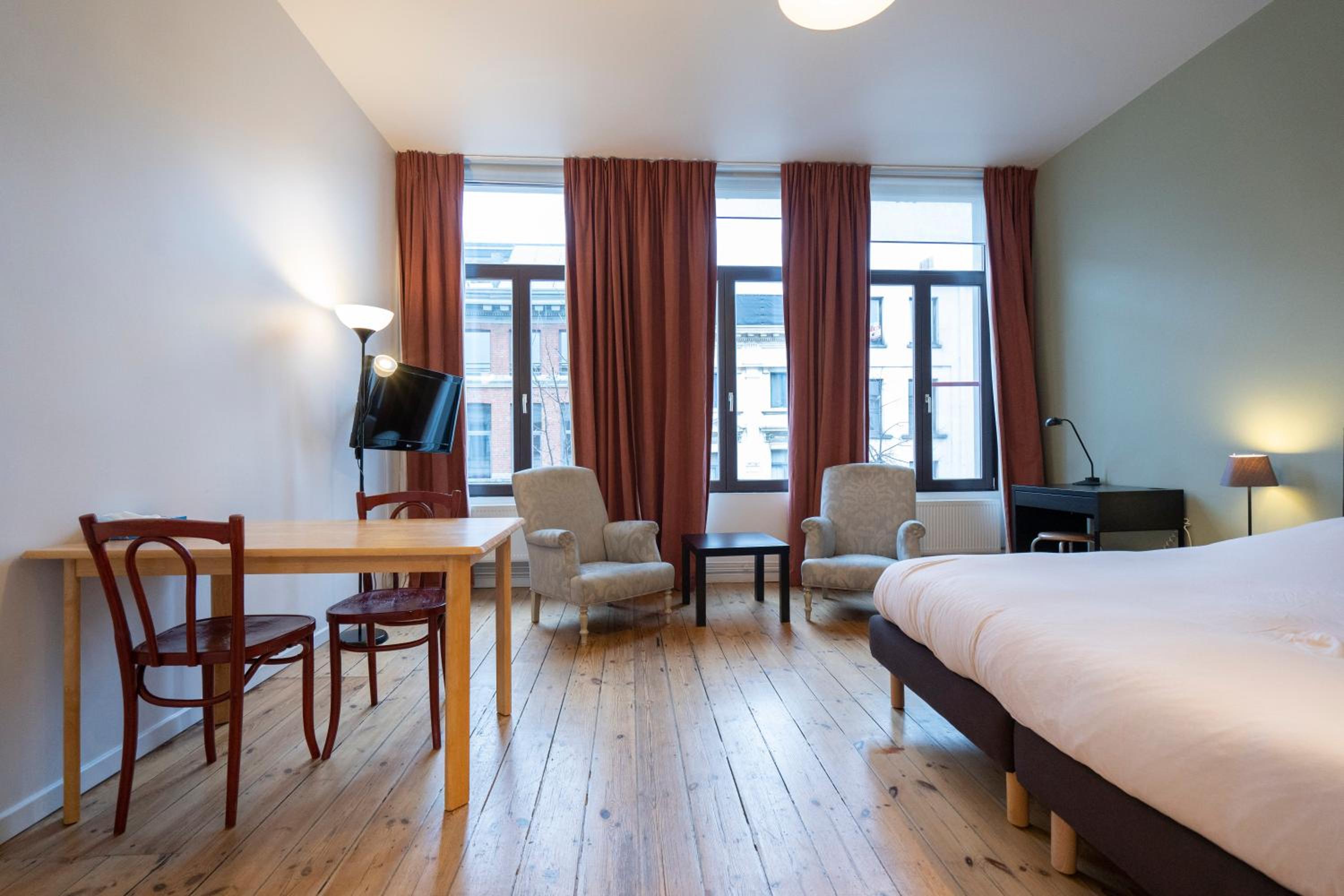 tam tam city lodge