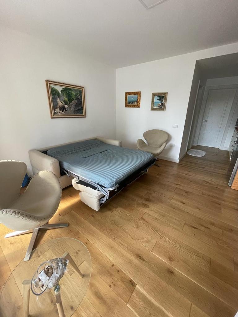 Sea Gem Apartment