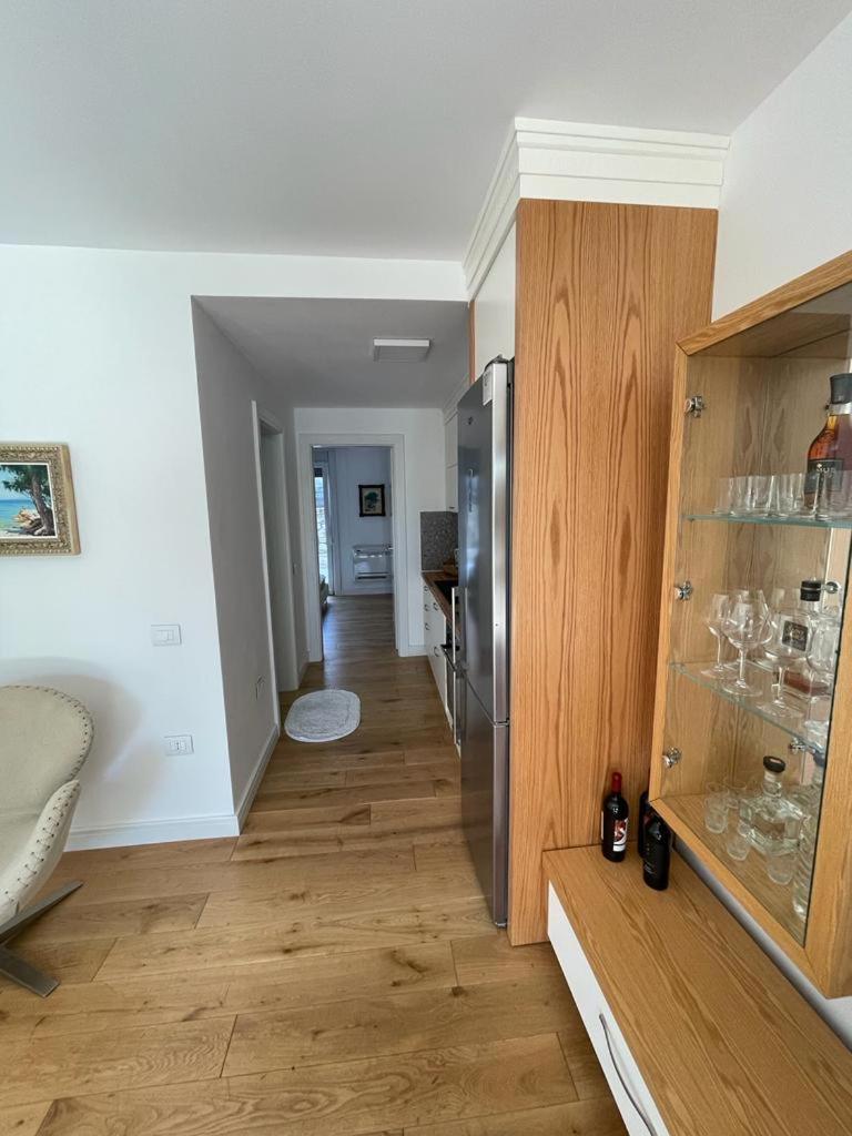 Sea Gem Apartment